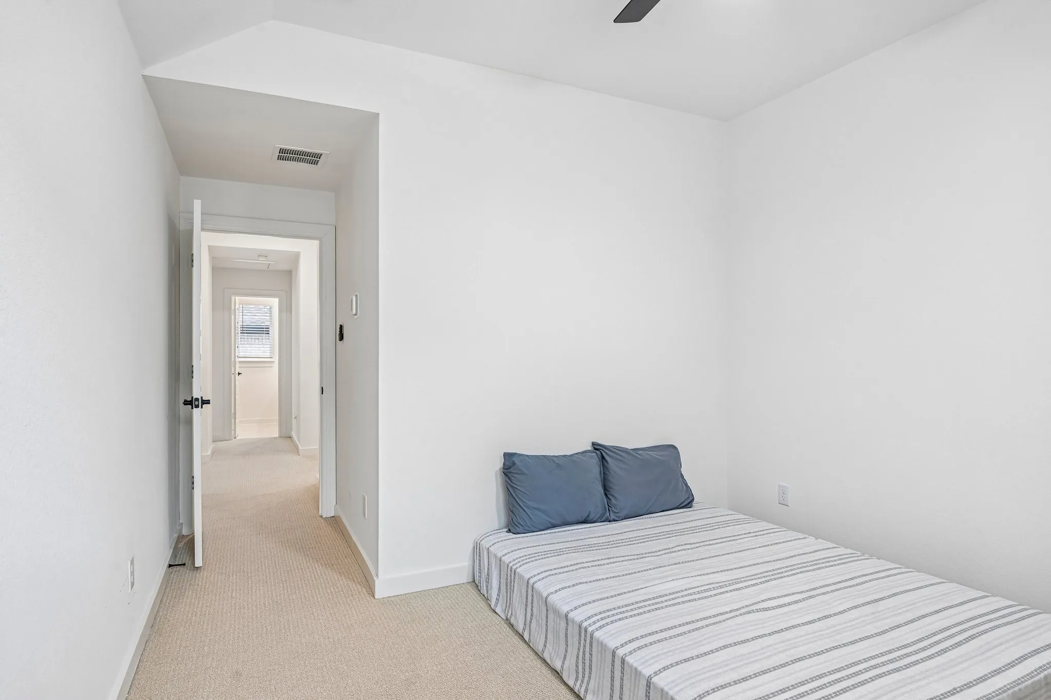 Single Family Residence For Sale in Collin County , 3110 Campbell Drive, Melissa, Texas 75454, 5 Bedroom, 4 Bathroom, 2 Garage spaces, 3,210 Sqft, built in 2023, mls#21307746, Real Estate Agent in Melissa, Homes For Sale in Collin county, Homes For Sale in Melissa, Realtor in Melissa Texas, Real Estate Brokerage Independent Realty Texas, Luminita Cordes Realtor