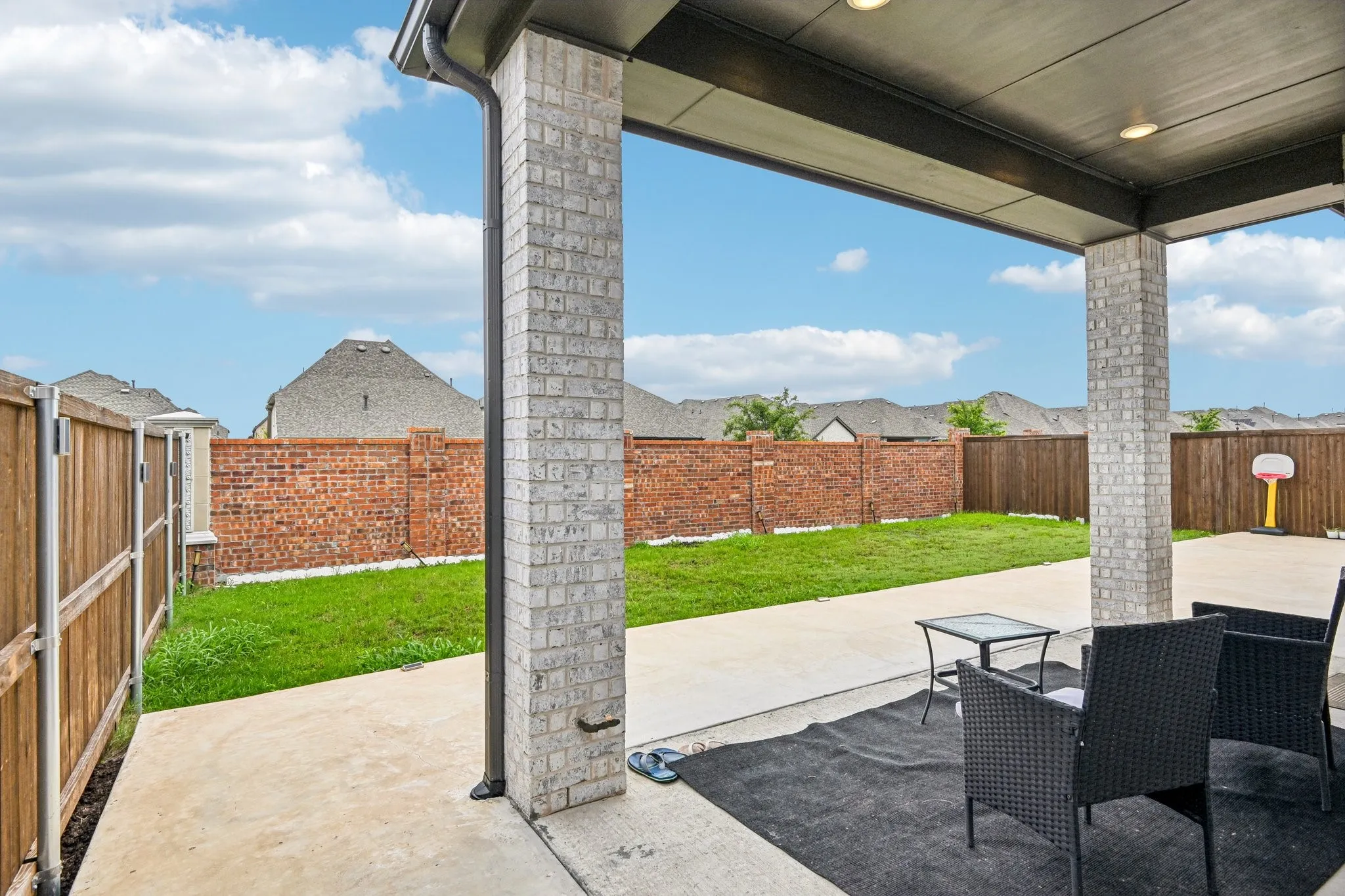Single Family Residence For Sale in Collin County , 3110 Campbell Drive, Melissa, Texas 75454, 5 Bedroom, 4 Bathroom, 2 Garage spaces, 3,210 Sqft, built in 2023, mls#21307746, Real Estate Agent in Melissa, Homes For Sale in Collin county, Homes For Sale in Melissa, Realtor in Melissa Texas, Real Estate Brokerage Independent Realty Texas, Luminita Cordes Realtor