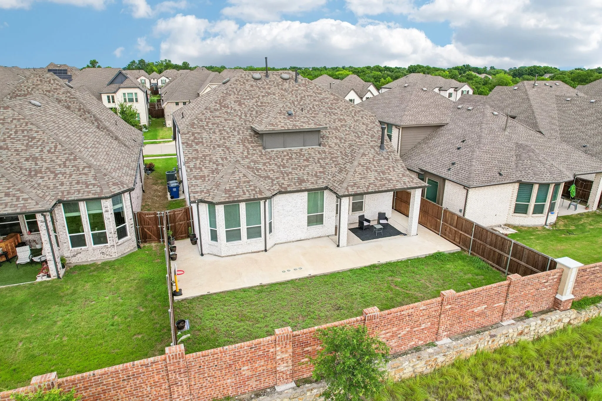 Single Family Residence For Sale in Collin County , 3110 Campbell Drive, Melissa, Texas 75454, 5 Bedroom, 4 Bathroom, 2 Garage spaces, 3,210 Sqft, built in 2023, mls#21307746, Real Estate Agent in Melissa, Homes For Sale in Collin county, Homes For Sale in Melissa, Realtor in Melissa Texas, Real Estate Brokerage Independent Realty Texas, Luminita Cordes Realtor