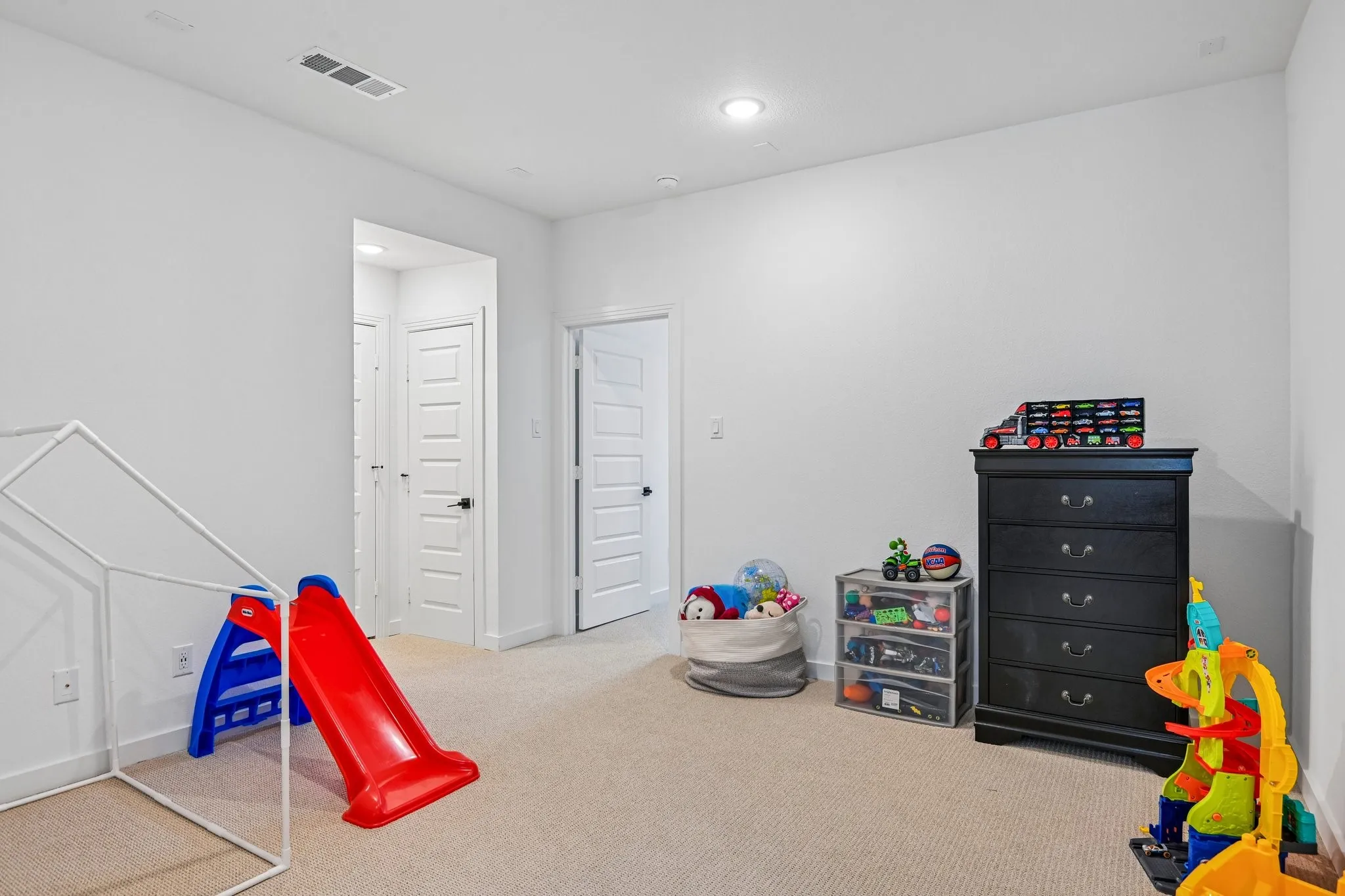 Single Family Residence For Sale in Collin County , 3110 Campbell Drive, Melissa, Texas 75454, 5 Bedroom, 4 Bathroom, 2 Garage spaces, 3,210 Sqft, built in 2023, mls#21307746, Real Estate Agent in Melissa, Homes For Sale in Collin county, Homes For Sale in Melissa, Realtor in Melissa Texas, Real Estate Brokerage Independent Realty Texas, Luminita Cordes Realtor