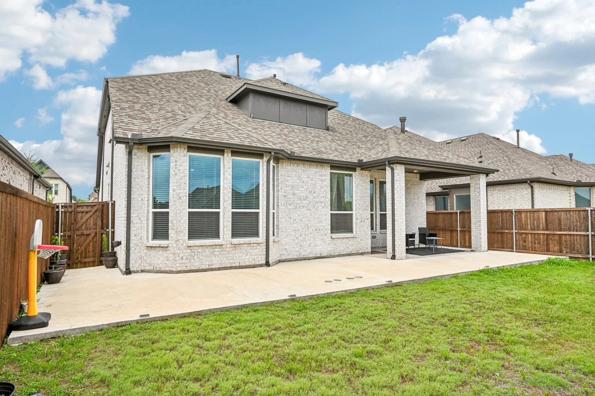 Single Family Residence For Sale in Collin County , 3110 Campbell Drive, Melissa, Texas 75454, 5 Bedroom, 4 Bathroom, 2 Garage spaces, 3,210 Sqft, built in 2023, mls#21307746, Real Estate Agent in Melissa, Homes For Sale in Collin county, Homes For Sale in Melissa, Realtor in Melissa Texas, Real Estate Brokerage Independent Realty Texas, Luminita Cordes Realtor
