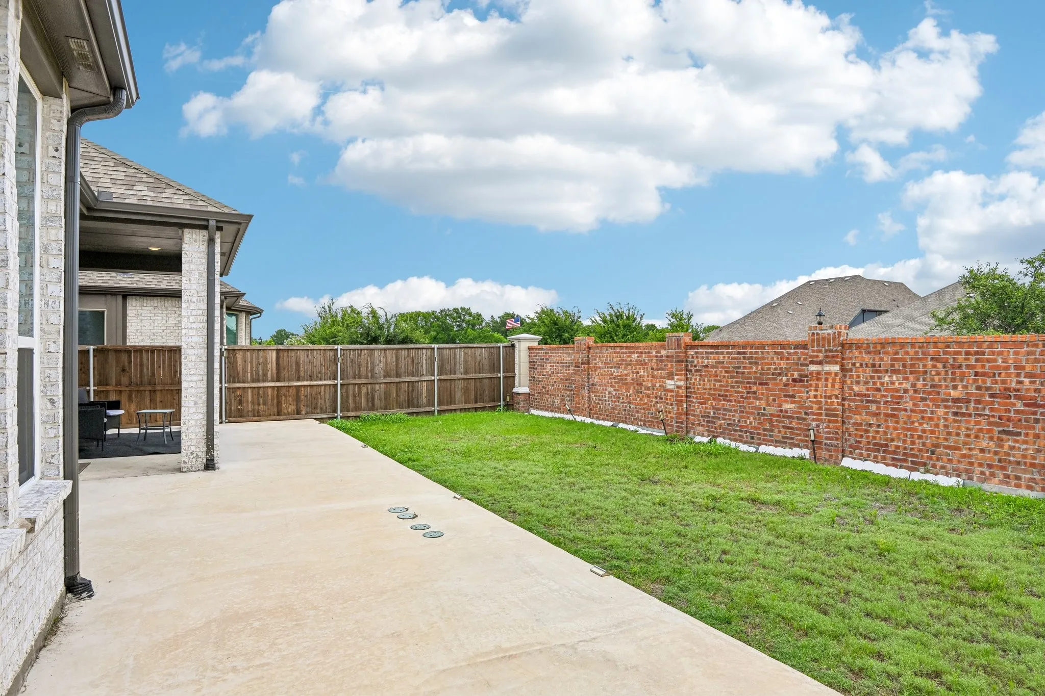 Single Family Residence For Sale in Collin County , 3110 Campbell Drive, Melissa, Texas 75454, 5 Bedroom, 4 Bathroom, 2 Garage spaces, 3,210 Sqft, built in 2023, mls#21307746, Real Estate Agent in Melissa, Homes For Sale in Collin county, Homes For Sale in Melissa, Realtor in Melissa Texas, Real Estate Brokerage Independent Realty Texas, Luminita Cordes Realtor