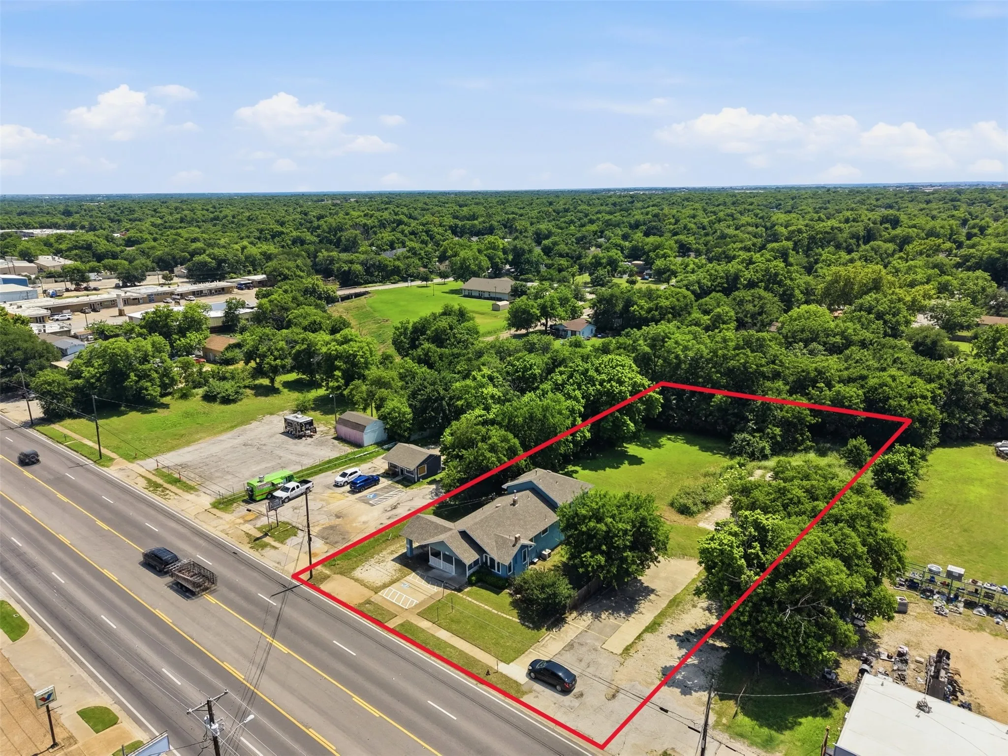 Office For Sale in Johnson County , 1115 N Main Street, Cleburne, Texas 76033, 0, 0, Garage spaces, 0 Sqft, built in 1940, mls#21307818, Real Estate Agent in Cleburne, Homes For Sale in Johnson county, Homes For Sale in Cleburne, Realtor in Cleburne Texas, Real Estate Brokerage Independent Realty Texas, Luminita Cordes Realtor