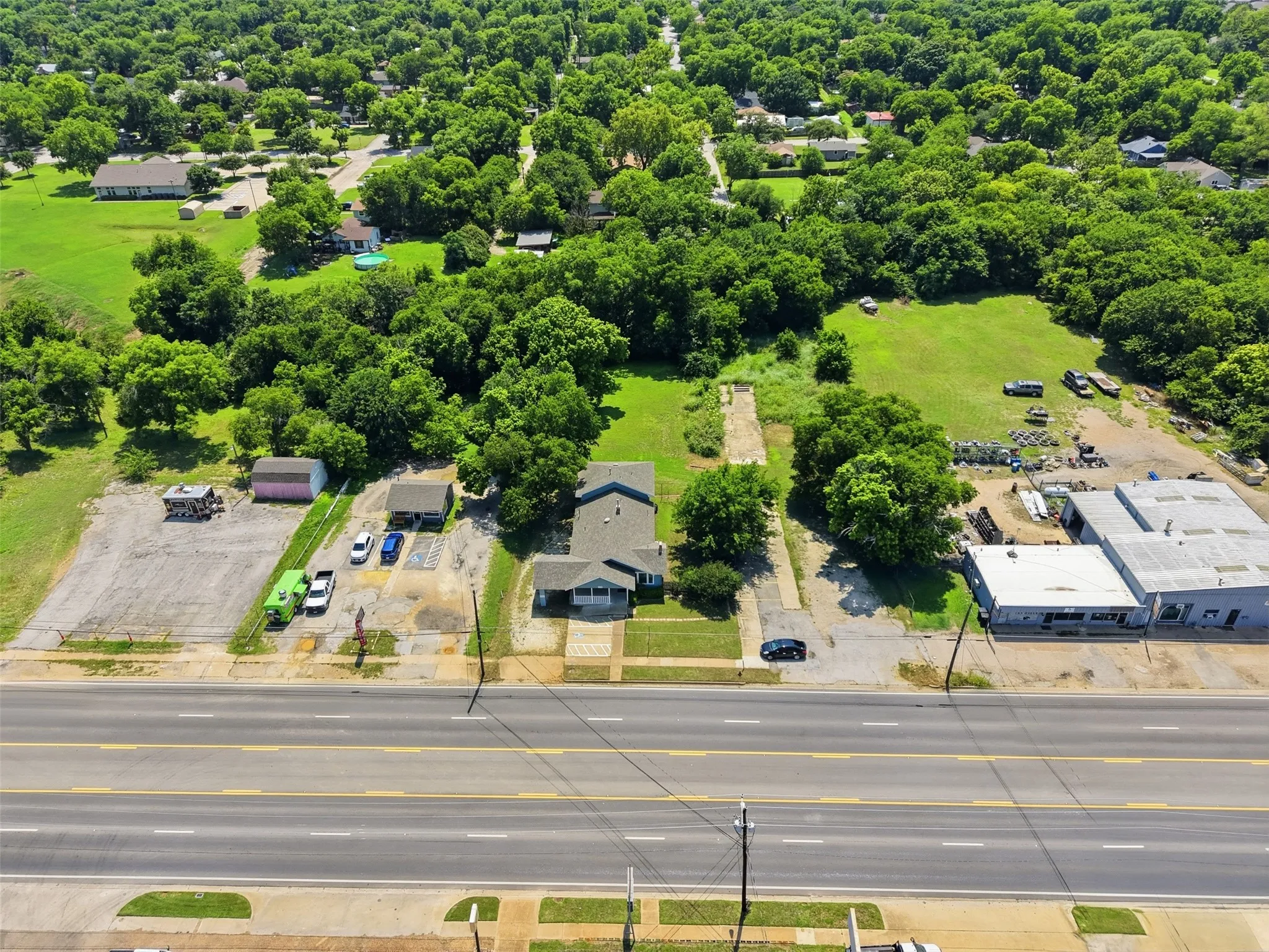 Office For Sale in Johnson County , 1115 N Main Street, Cleburne, Texas 76033, 0, 0, Garage spaces, 0 Sqft, built in 1940, mls#21307818, Real Estate Agent in Cleburne, Homes For Sale in Johnson county, Homes For Sale in Cleburne, Realtor in Cleburne Texas, Real Estate Brokerage Independent Realty Texas, Luminita Cordes Realtor