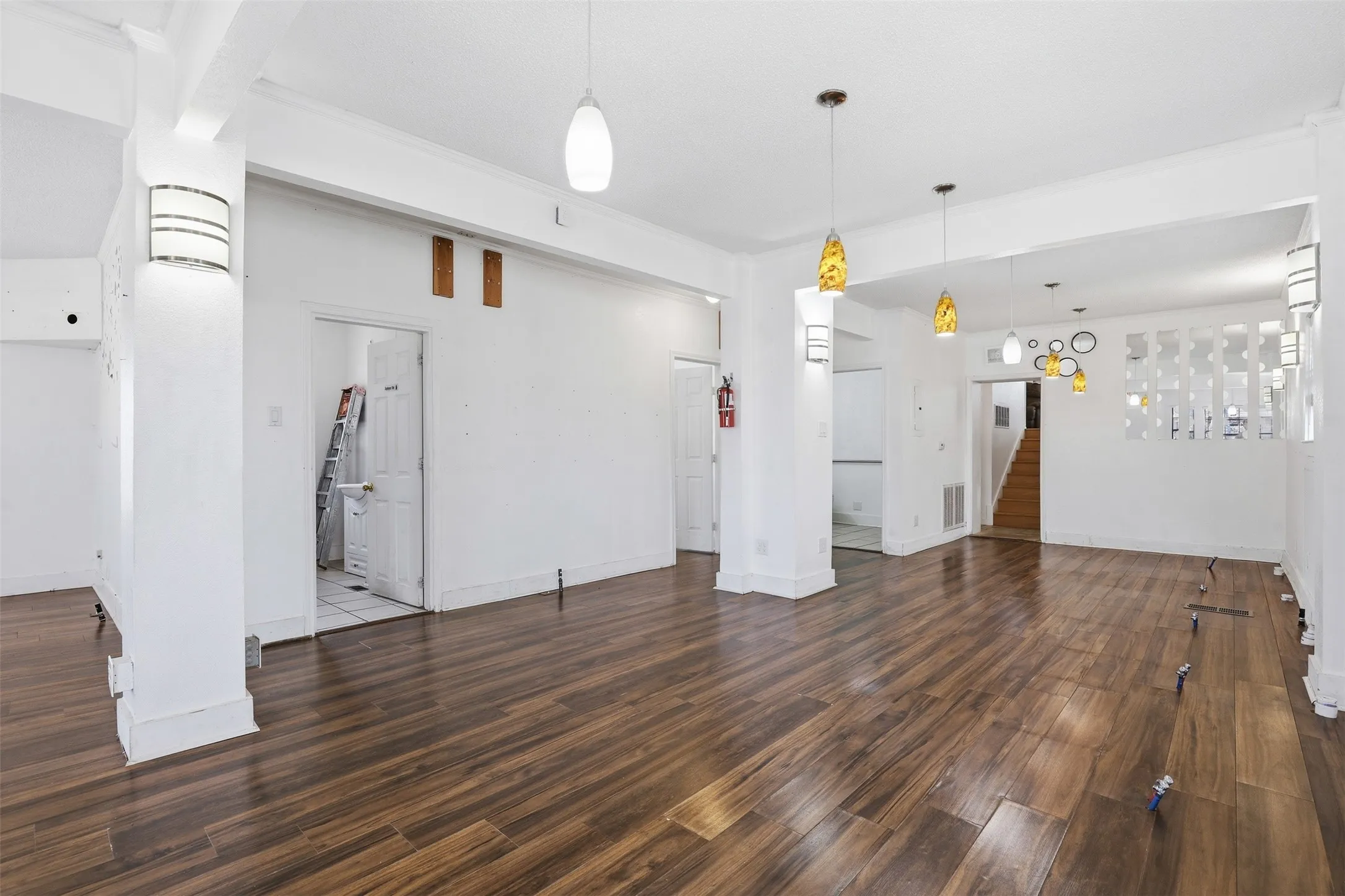 Office For Sale in Johnson County , 1115 N Main Street, Cleburne, Texas 76033, 0, 0, Garage spaces, 0 Sqft, built in 1940, mls#21307818, Real Estate Agent in Cleburne, Homes For Sale in Johnson county, Homes For Sale in Cleburne, Realtor in Cleburne Texas, Real Estate Brokerage Independent Realty Texas, Luminita Cordes Realtor
