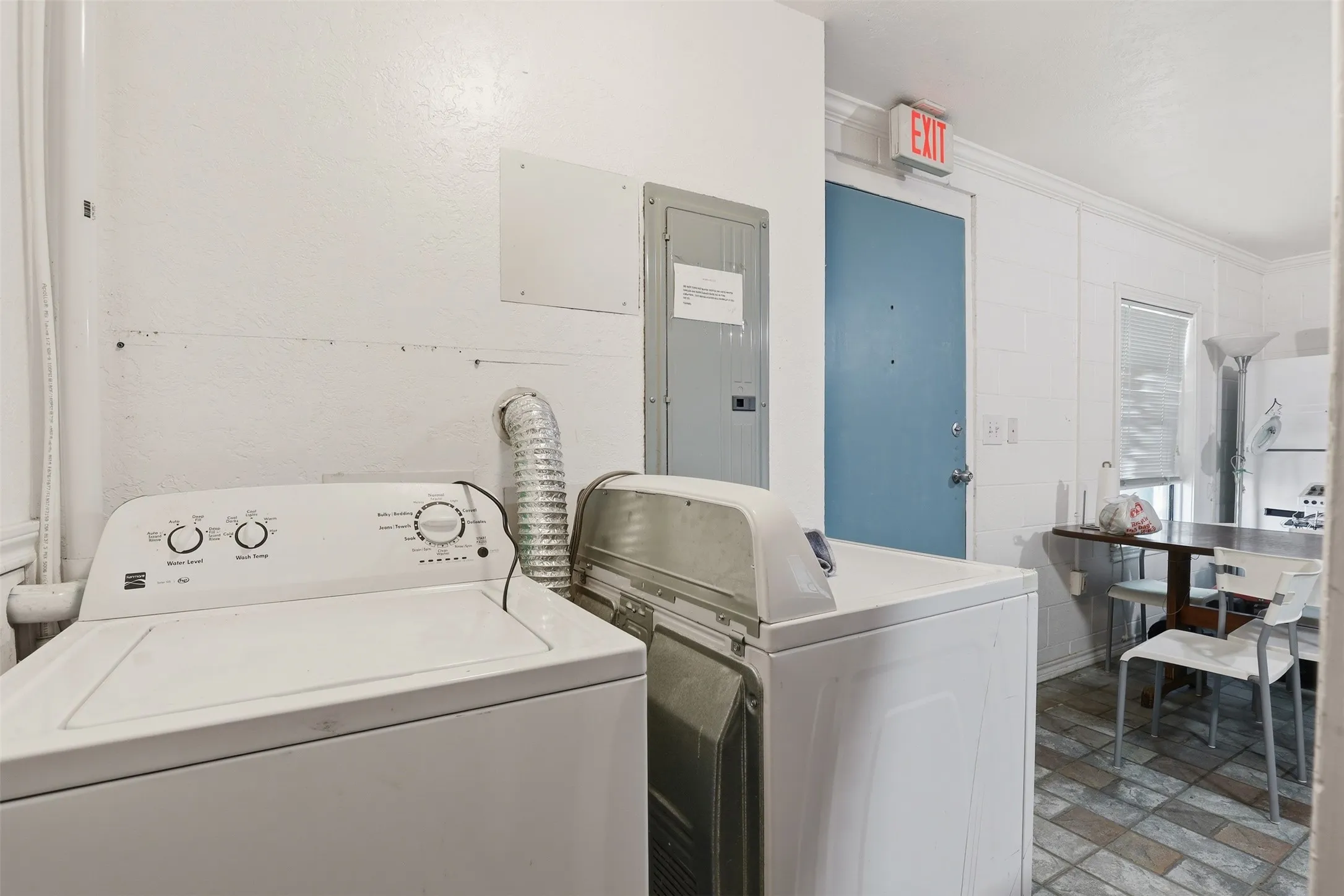 Office For Sale in Johnson County , 1115 N Main Street, Cleburne, Texas 76033, 0, 0, Garage spaces, 0 Sqft, built in 1940, mls#21307818, Real Estate Agent in Cleburne, Homes For Sale in Johnson county, Homes For Sale in Cleburne, Realtor in Cleburne Texas, Real Estate Brokerage Independent Realty Texas, Luminita Cordes Realtor