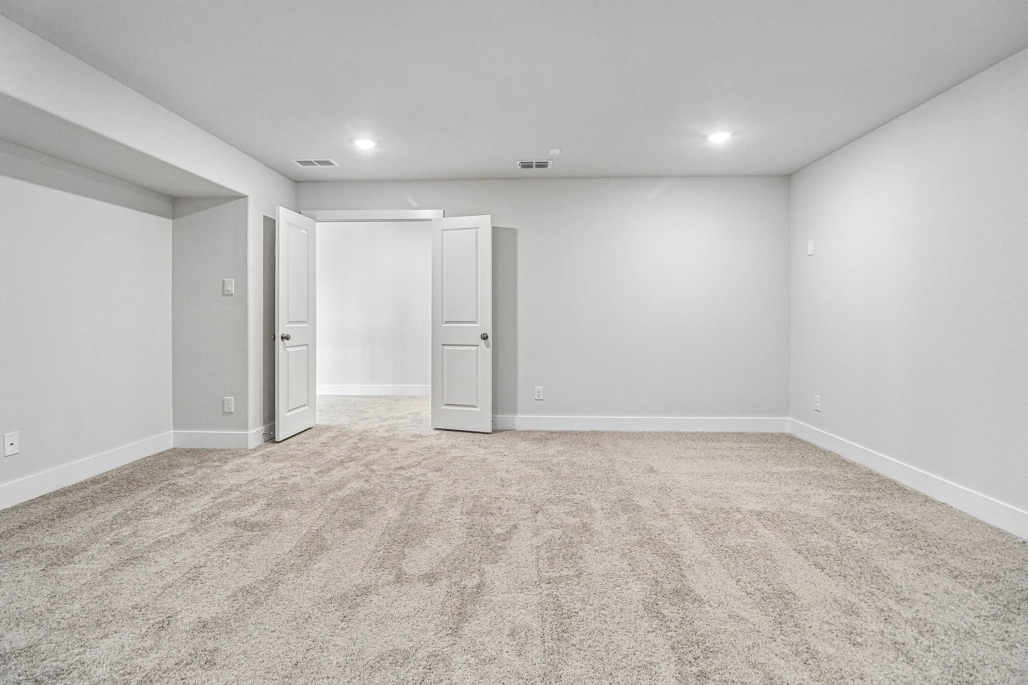 Single Family Residence For Sale in Collin County , 6340 Simone Avenue, Mc Kinney, Texas 75071, 4 Bedroom, 4 Bathroom, 2 Garage spaces, 3,504 Sqft, built in 2026, mls#21304415, Real Estate Agent in Mc Kinney, Homes For Sale in Collin county, Homes For Sale in Mc Kinney, Realtor in Mc Kinney Texas, Real Estate Brokerage Independent Realty Texas, Luminita Cordes Realtor