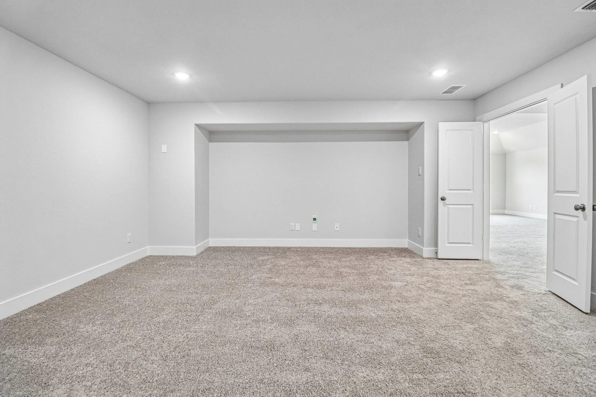 Single Family Residence For Sale in Collin County , 6340 Simone Avenue, Mc Kinney, Texas 75071, 4 Bedroom, 4 Bathroom, 2 Garage spaces, 3,504 Sqft, built in 2026, mls#21304415, Real Estate Agent in Mc Kinney, Homes For Sale in Collin county, Homes For Sale in Mc Kinney, Realtor in Mc Kinney Texas, Real Estate Brokerage Independent Realty Texas, Luminita Cordes Realtor