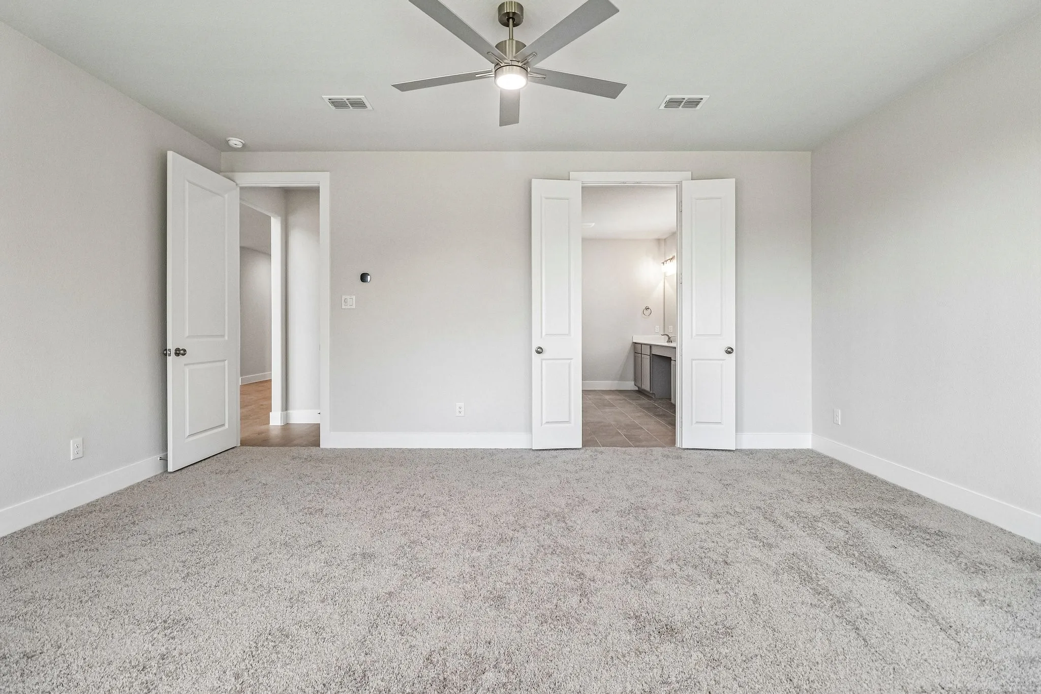 Single Family Residence For Sale in Collin County , 6340 Simone Avenue, Mc Kinney, Texas 75071, 4 Bedroom, 4 Bathroom, 2 Garage spaces, 3,504 Sqft, built in 2026, mls#21304415, Real Estate Agent in Mc Kinney, Homes For Sale in Collin county, Homes For Sale in Mc Kinney, Realtor in Mc Kinney Texas, Real Estate Brokerage Independent Realty Texas, Luminita Cordes Realtor
