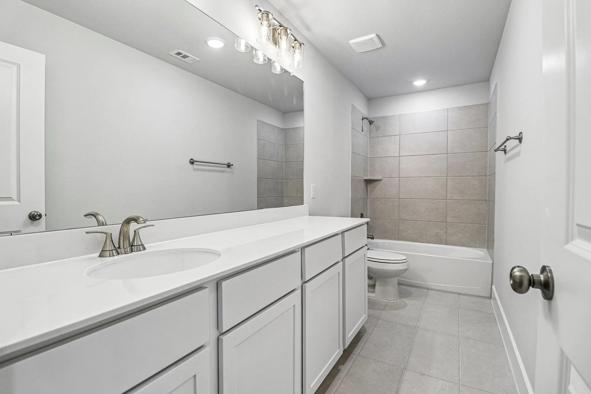 Single Family Residence For Sale in Collin County , 6340 Simone Avenue, Mc Kinney, Texas 75071, 4 Bedroom, 4 Bathroom, 2 Garage spaces, 3,504 Sqft, built in 2026, mls#21304415, Real Estate Agent in Mc Kinney, Homes For Sale in Collin county, Homes For Sale in Mc Kinney, Realtor in Mc Kinney Texas, Real Estate Brokerage Independent Realty Texas, Luminita Cordes Realtor