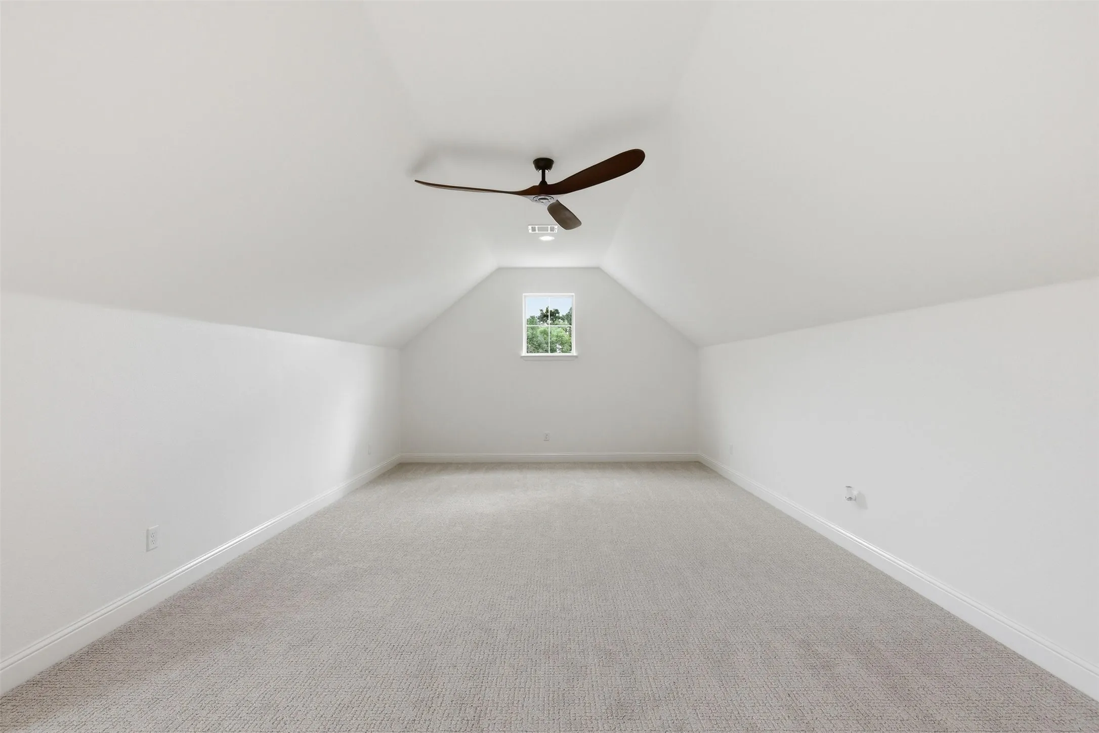Single Family Residence For Sale in Hood County , 273 Martin Drive, Granbury, Texas 76049, 4 Bedroom, 4 Bathroom, 3 Garage spaces, 2,811 Sqft, built in 2026, mls#21306791, Real Estate Agent in Granbury, Homes For Sale in Hood county, Homes For Sale in Granbury, Realtor in Granbury Texas, Real Estate Brokerage Independent Realty Texas, Luminita Cordes Realtor