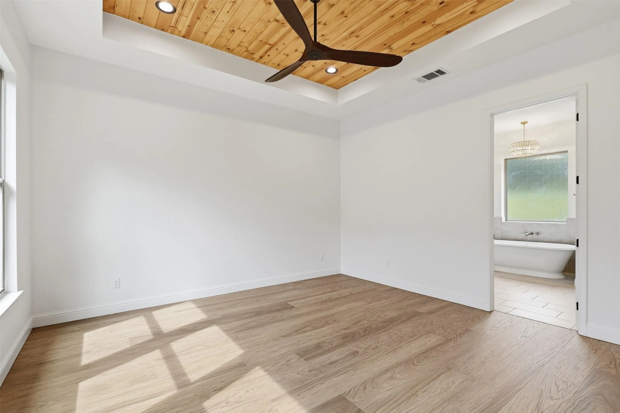 Single Family Residence For Sale in Hood County , 273 Martin Drive, Granbury, Texas 76049, 4 Bedroom, 4 Bathroom, 3 Garage spaces, 2,811 Sqft, built in 2026, mls#21306791, Real Estate Agent in Granbury, Homes For Sale in Hood county, Homes For Sale in Granbury, Realtor in Granbury Texas, Real Estate Brokerage Independent Realty Texas, Luminita Cordes Realtor