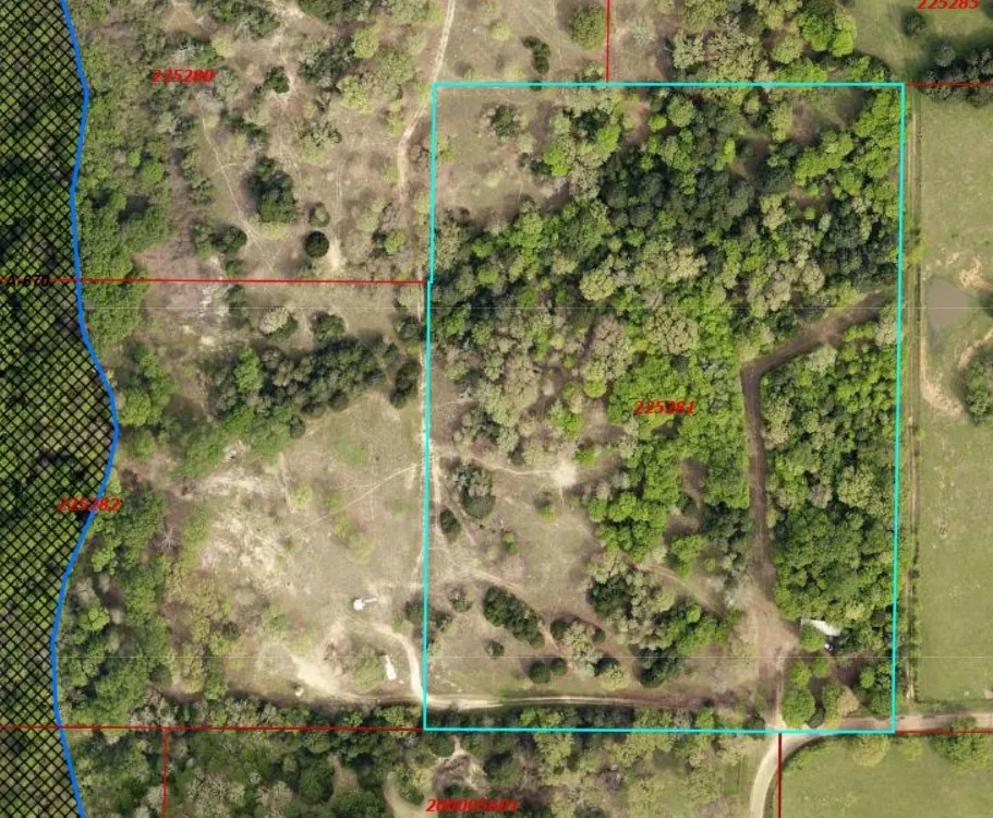 Improved Land For Sale in Henderson County , 14598 County Road 1122, Athens, Texas 75751, 0, 0, Garage spaces, 0 Sqft, built in 1987, Price $230,000, mls#21307733, Real Estate Agent in Athens, Homes For Sale in Henderson county, Homes For Sale in Athens, Realtor in Athens Texas, Real Estate Brokerage Independent Realty Texas, Luminita Cordes Realtor