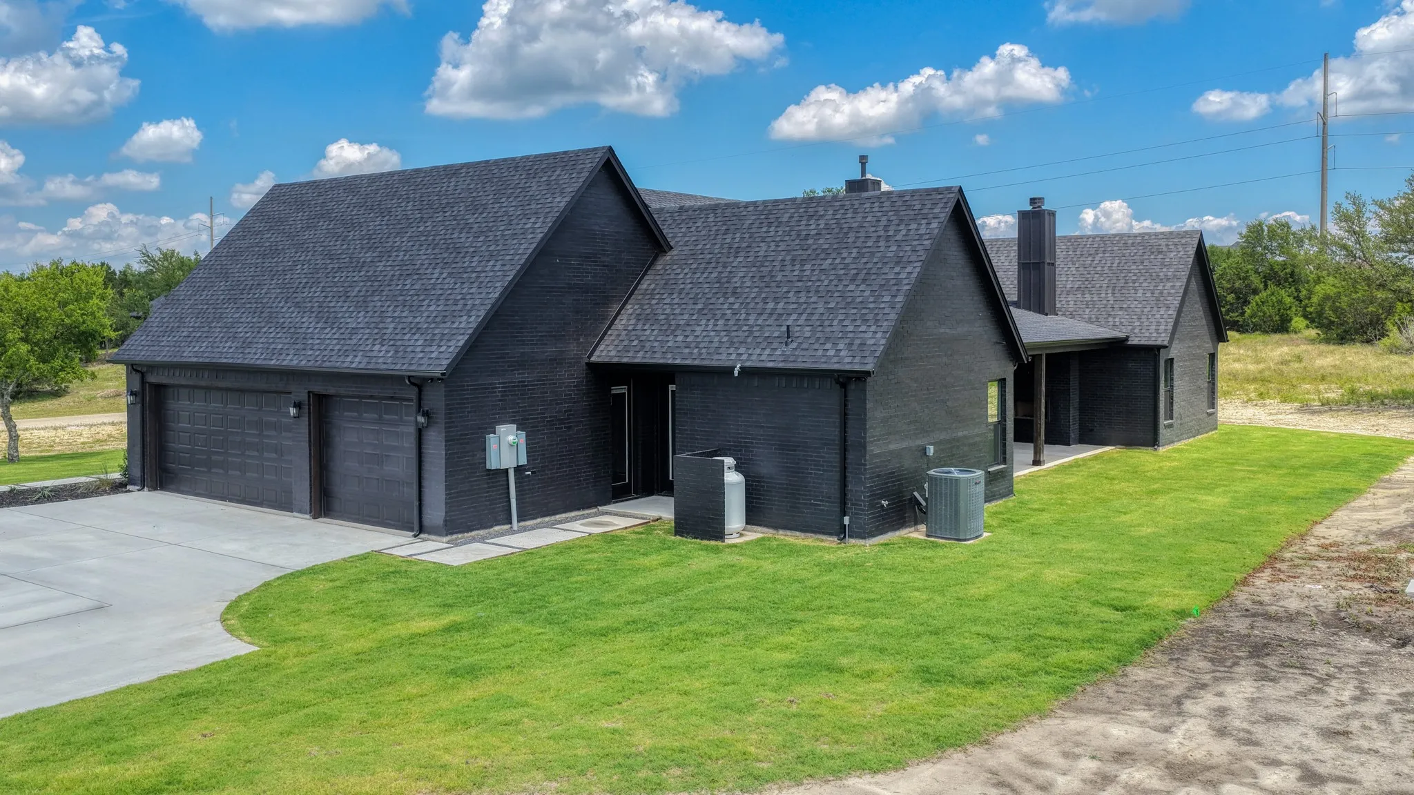 Single Family Residence For Sale in Parker County , 548 Aermotor Loop, Weatherford, Texas 76085, 4 Bedroom, 4 Bathroom, 3 Garage spaces, 2,901 Sqft, built in 2026, mls#21307803, Real Estate Agent in Weatherford, Homes For Sale in Parker county, Homes For Sale in Weatherford, Realtor in Weatherford Texas, Real Estate Brokerage Independent Realty Texas, Luminita Cordes Realtor