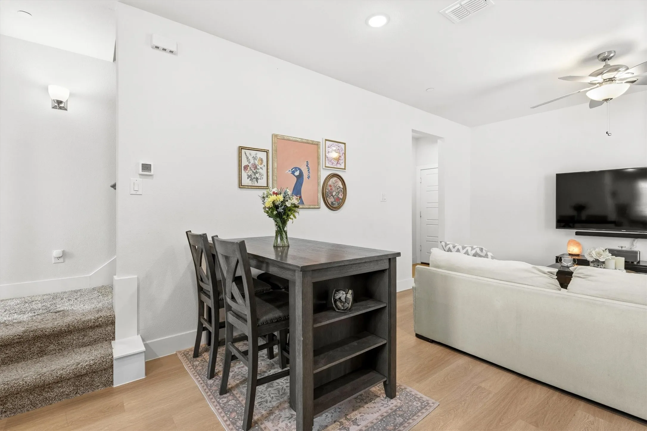 Townhouse For Rent in Tarrant County , 7688 Resting Mews, North Richland Hills, Texas 76182, 3 Bedroom, 3 Bathroom, 2 Garage spaces, 1,497 Sqft, built in 2020, mls#21307612, Real Estate Agent in North Richland Hills, Homes For Rent in Tarrant county, Homes For Rent in North Richland Hills, Realtor in North Richland Hills Texas, Real Estate Brokerage Independent Realty Texas, Luminita Cordes Realtor