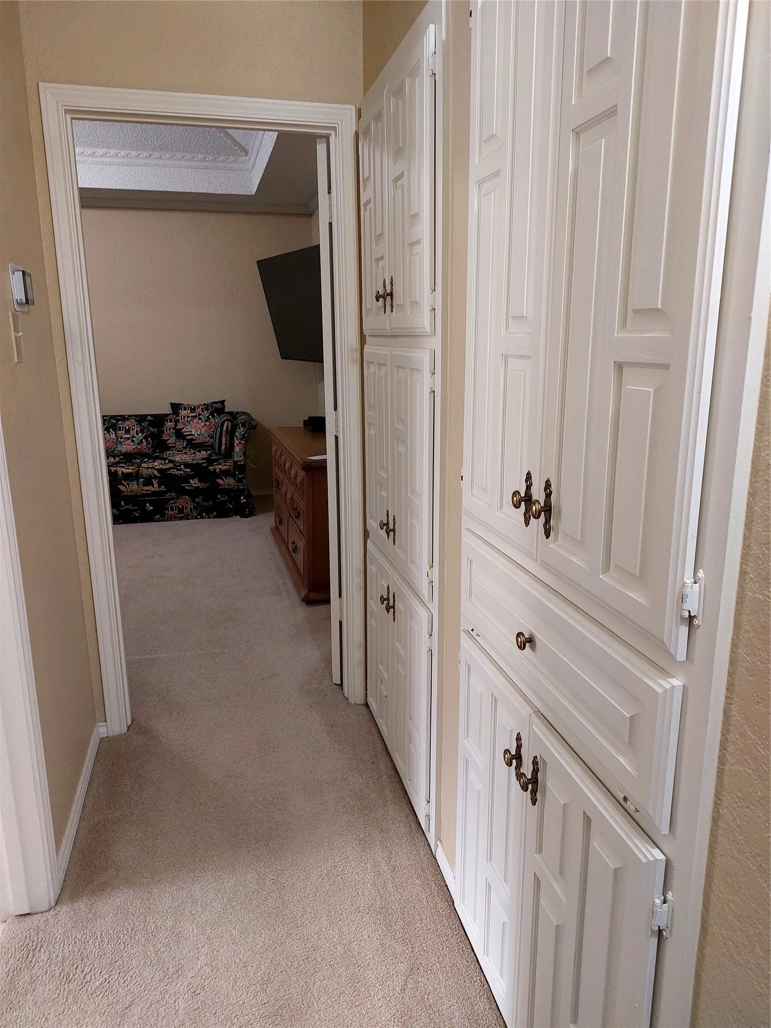 Linen storage
