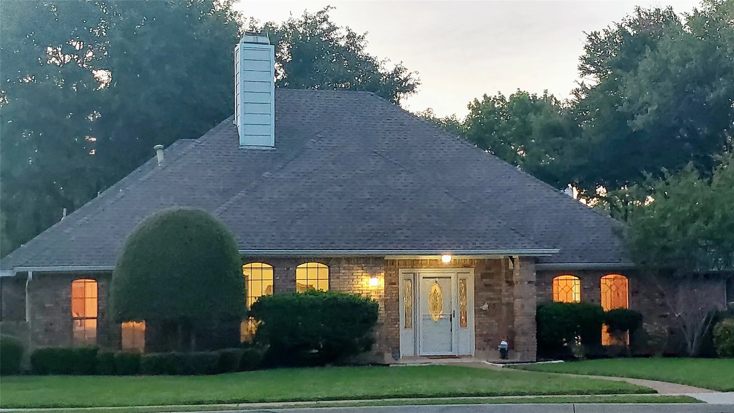 Single Family Residence For Sale in Collin County , 3633 Sailmaker Lane, Plano, Texas 75023, 3 Bedroom, 2 Bathroom, 2 Garage spaces, 2,079 Sqft, built in 1984, mls#21299691, Real Estate Agent in Plano, Homes For Sale in Collin county, Homes For Sale in Plano, Realtor in Plano Texas, Real Estate Brokerage Independent Realty Texas, Luminita Cordes Realtor