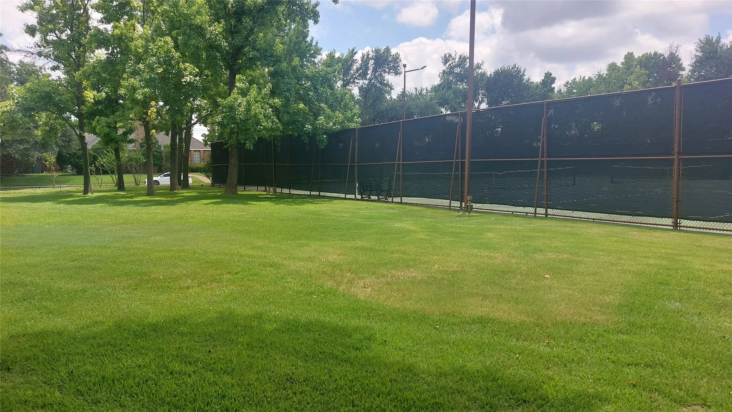 HOA's Fun Area 3-4 doors away.