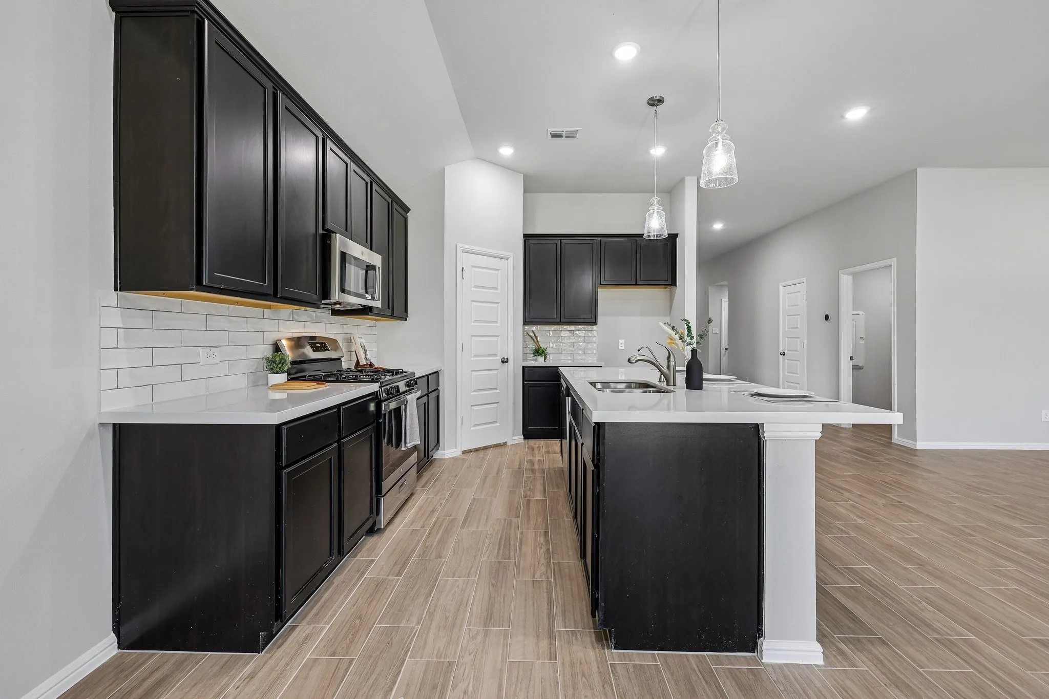 Single Family Residence For Sale in Denton County , 7312 Sumac Drive, Denton, Texas 76226, 4 Bedroom, 3 Bathroom, 2 Garage spaces, 2,106 Sqft, built in 2026, mls#21299512, Real Estate Agent in Denton, Homes For Sale in Denton county, Homes For Sale in Denton, Realtor in Denton Texas, Real Estate Brokerage Independent Realty Texas, Luminita Cordes Realtor