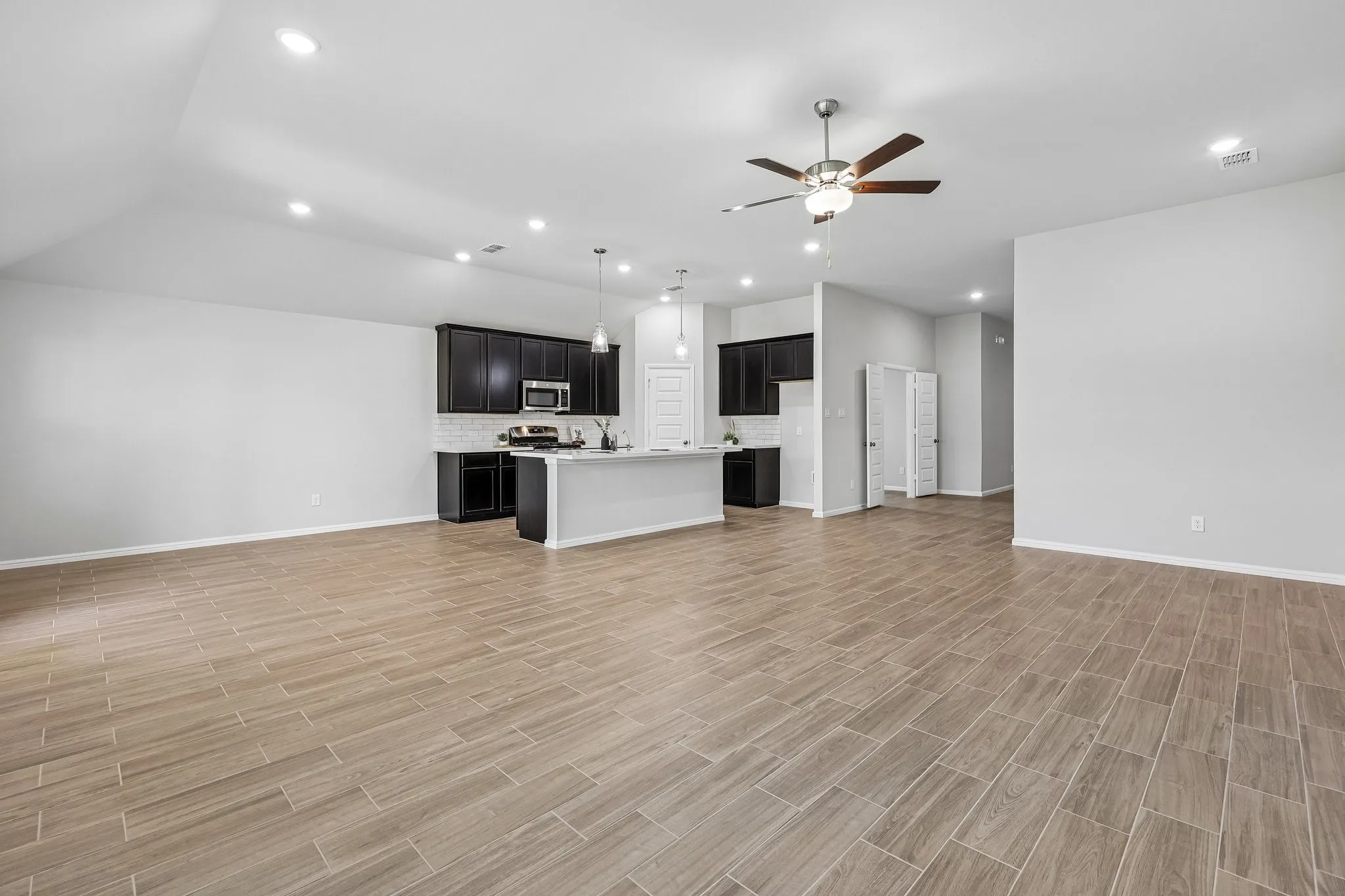 Single Family Residence For Sale in Denton County , 7312 Sumac Drive, Denton, Texas 76226, 4 Bedroom, 3 Bathroom, 2 Garage spaces, 2,106 Sqft, built in 2026, mls#21299512, Real Estate Agent in Denton, Homes For Sale in Denton county, Homes For Sale in Denton, Realtor in Denton Texas, Real Estate Brokerage Independent Realty Texas, Luminita Cordes Realtor