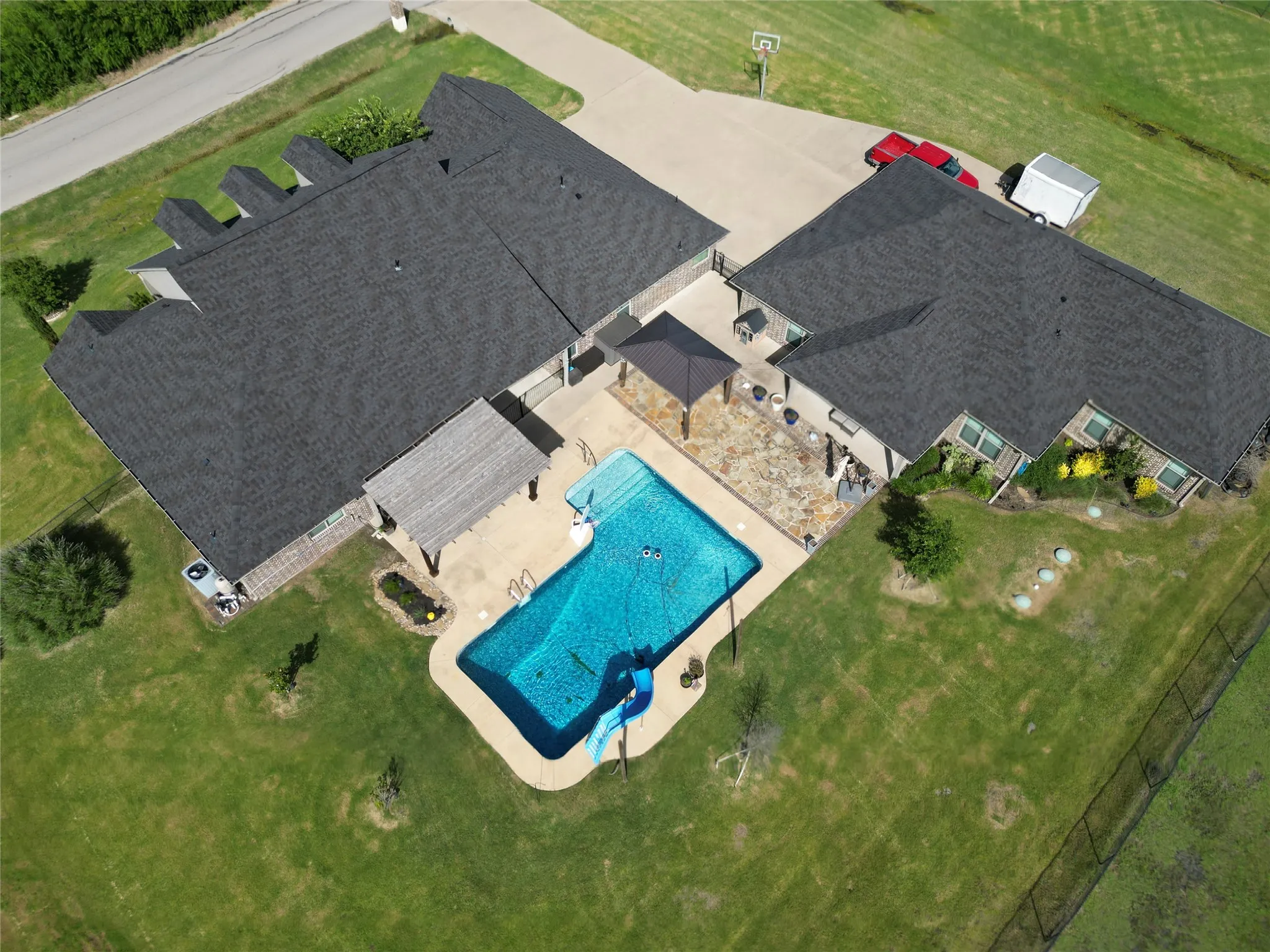 Single Family Residence For Sale in Kaufman County , 10657 County Road 213, Forney, Texas 75126, 6 Bedroom, 5 Bathroom, 5 Garage spaces, 4,247 Sqft, built in 2017, mls#21306934, Real Estate Agent in Forney, Homes For Sale in Kaufman county, Homes For Sale in Forney, Realtor in Forney Texas, Real Estate Brokerage Independent Realty Texas, Luminita Cordes Realtor