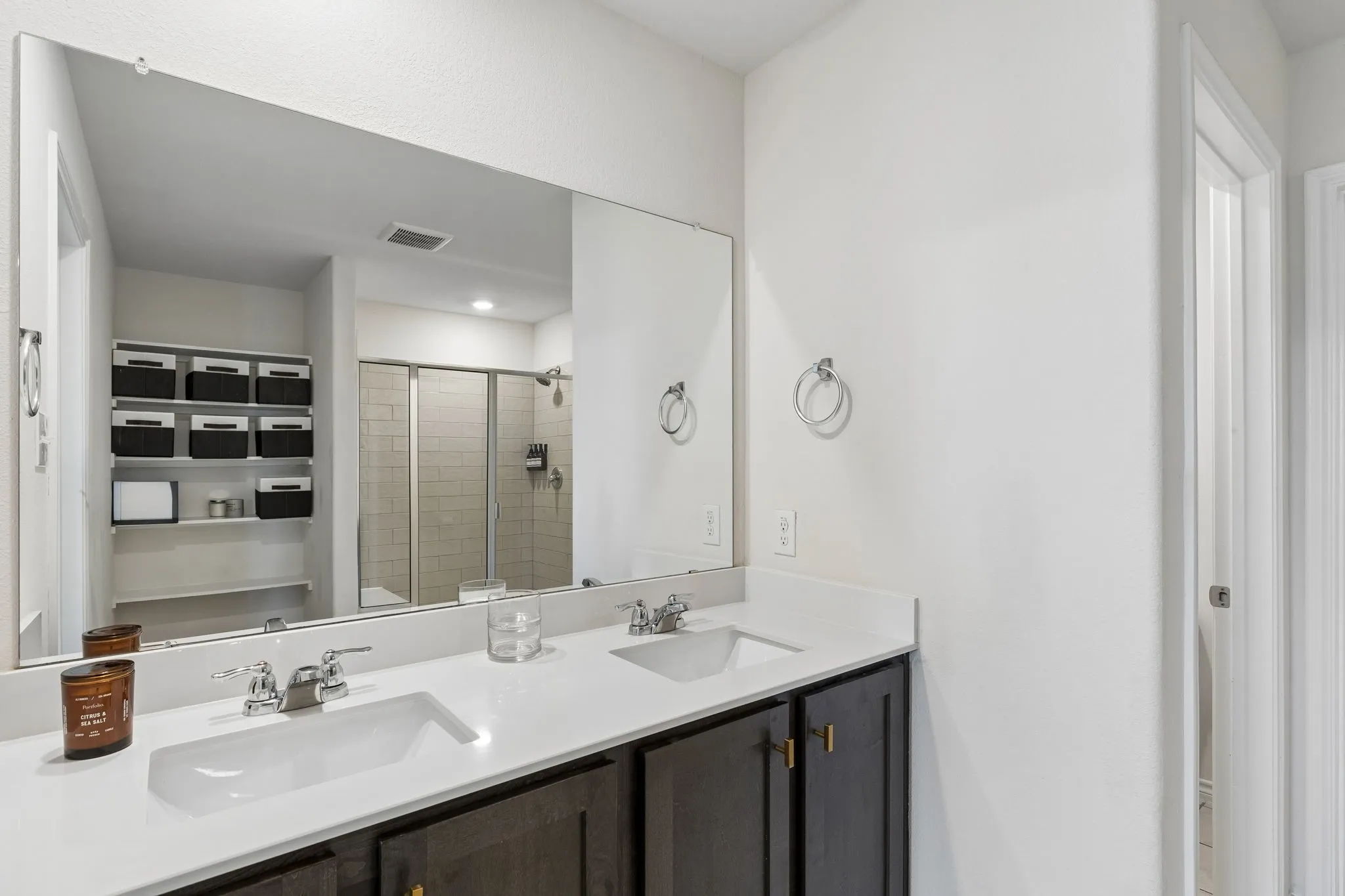 Single Family Residence For Rent in Hunt County , 230 Mockingbird Way, Caddo Mills, Texas 75135, 4 Bedroom, 2 Bathroom, 2 Garage spaces, 1,801 Sqft, built in 2022, mls#21279342, Real Estate Agent in Caddo Mills, Homes For Rent in Hunt county, Homes For Rent in Caddo Mills, Realtor in Caddo Mills Texas, Real Estate Brokerage Independent Realty Texas, Luminita Cordes Realtor