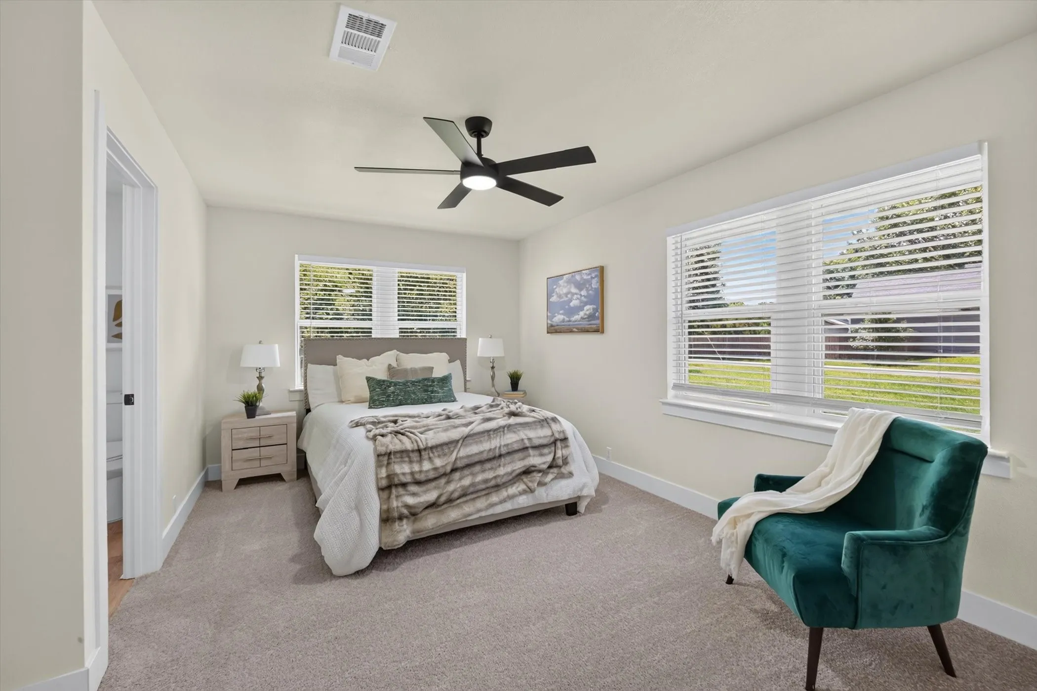 Single Family Residence For Sale in Grayson County , 372 Tooley Street, Van Alstyne, Texas 75495, 4 Bedrooms, 3 Bathrooms, Garage spaces, 2,077 Sqft, built in 1965, Price $300,000, mls#21307179, Real Estate Agent in Van Alstyne, Homes For Sale in Grayson county, Homes For Sale in Van Alstyne, Realtor in Van Alstyne Texas, Real Estate Brokerage Independent Realty Texas, Luminita Cordes Realtor