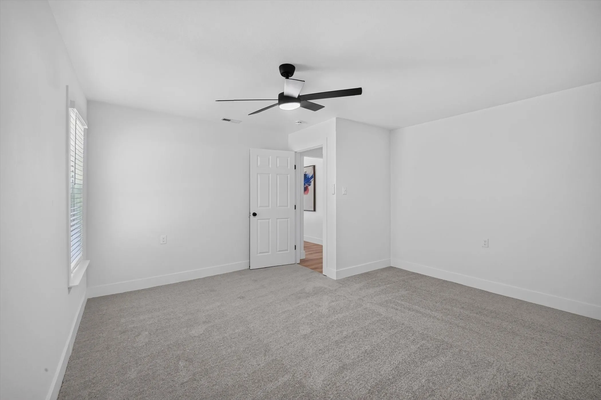 Single Family Residence For Sale in Grayson County , 372 Tooley Street, Van Alstyne, Texas 75495, 4 Bedrooms, 3 Bathrooms, Garage spaces, 2,077 Sqft, built in 1965, Price $300,000, mls#21307179, Real Estate Agent in Van Alstyne, Homes For Sale in Grayson county, Homes For Sale in Van Alstyne, Realtor in Van Alstyne Texas, Real Estate Brokerage Independent Realty Texas, Luminita Cordes Realtor