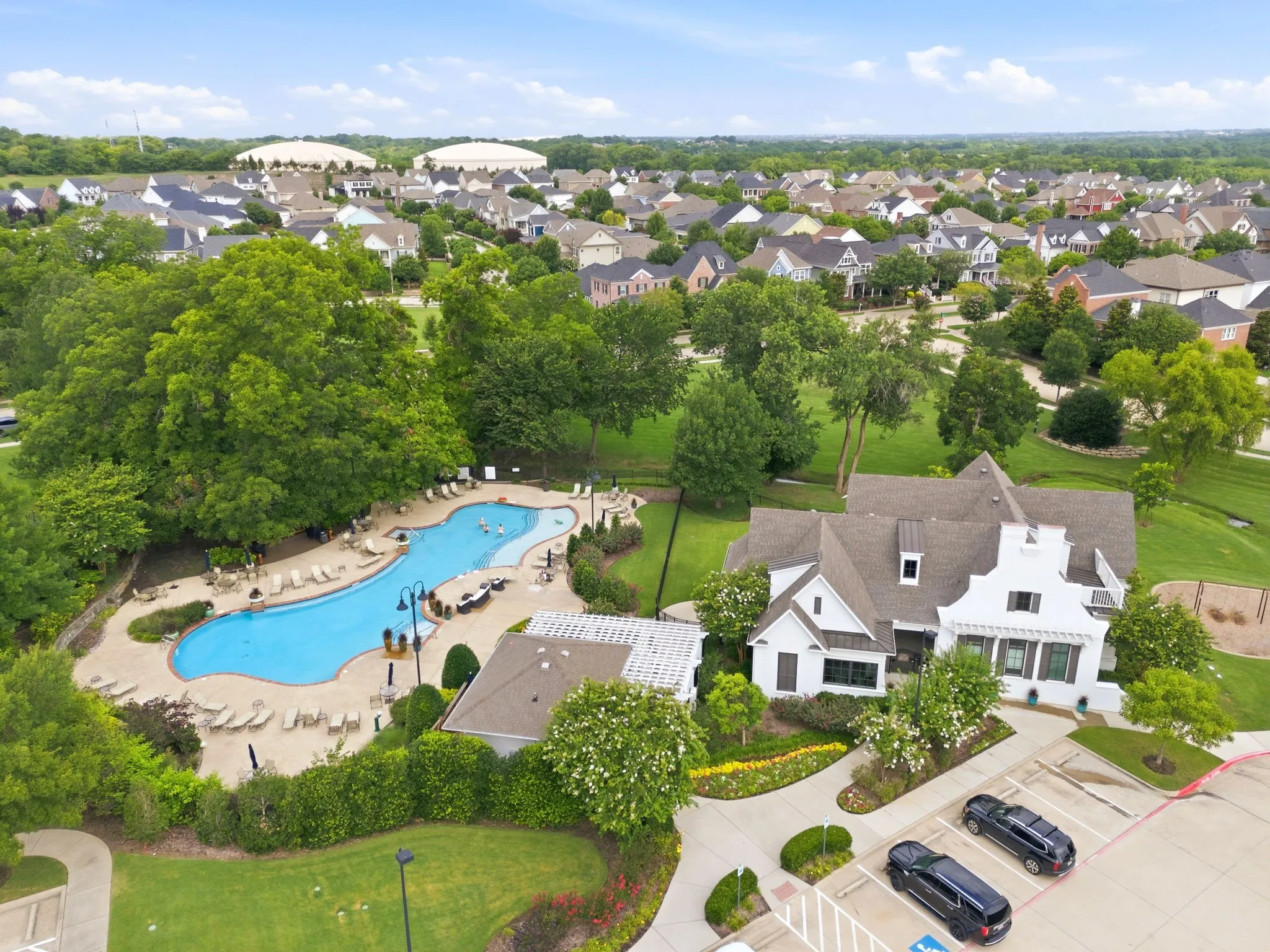Neighborhood clubhouse & pool