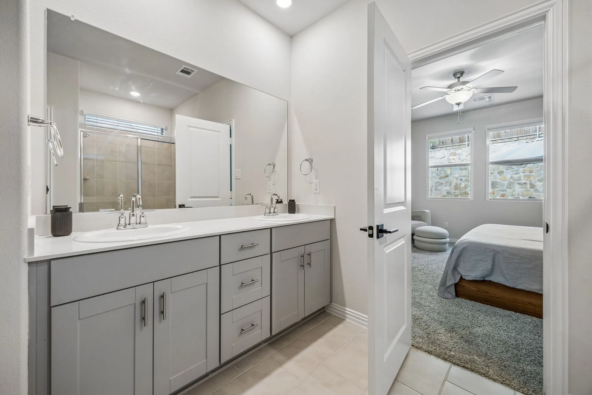 Single Family Residence For Sale in Collin County , 1523 Kirkdale Drive, Melissa, Texas 75454, 4 Bedrooms, 3 Bathrooms, 3 Garage spaces, 2,829 Sqft, built in 2022, Price $599,000, mls#21297493, Real Estate Agent in Melissa, Homes For Sale in Collin county, Homes For Sale in Melissa, Realtor in Melissa Texas, Real Estate Brokerage Independent Realty Texas, Luminita Cordes Realtor