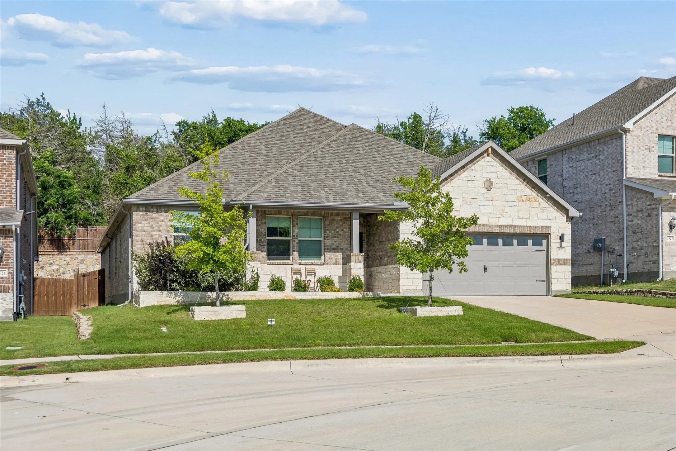 Single Family Residence For Sale in Collin County , 1523 Kirkdale Drive, Melissa, Texas 75454, 4 Bedrooms, 3 Bathrooms, 3 Garage spaces, 2,829 Sqft, built in 2022, Price $599,000, mls#21297493, Real Estate Agent in Melissa, Homes For Sale in Collin county, Homes For Sale in Melissa, Realtor in Melissa Texas, Real Estate Brokerage Independent Realty Texas, Luminita Cordes Realtor
