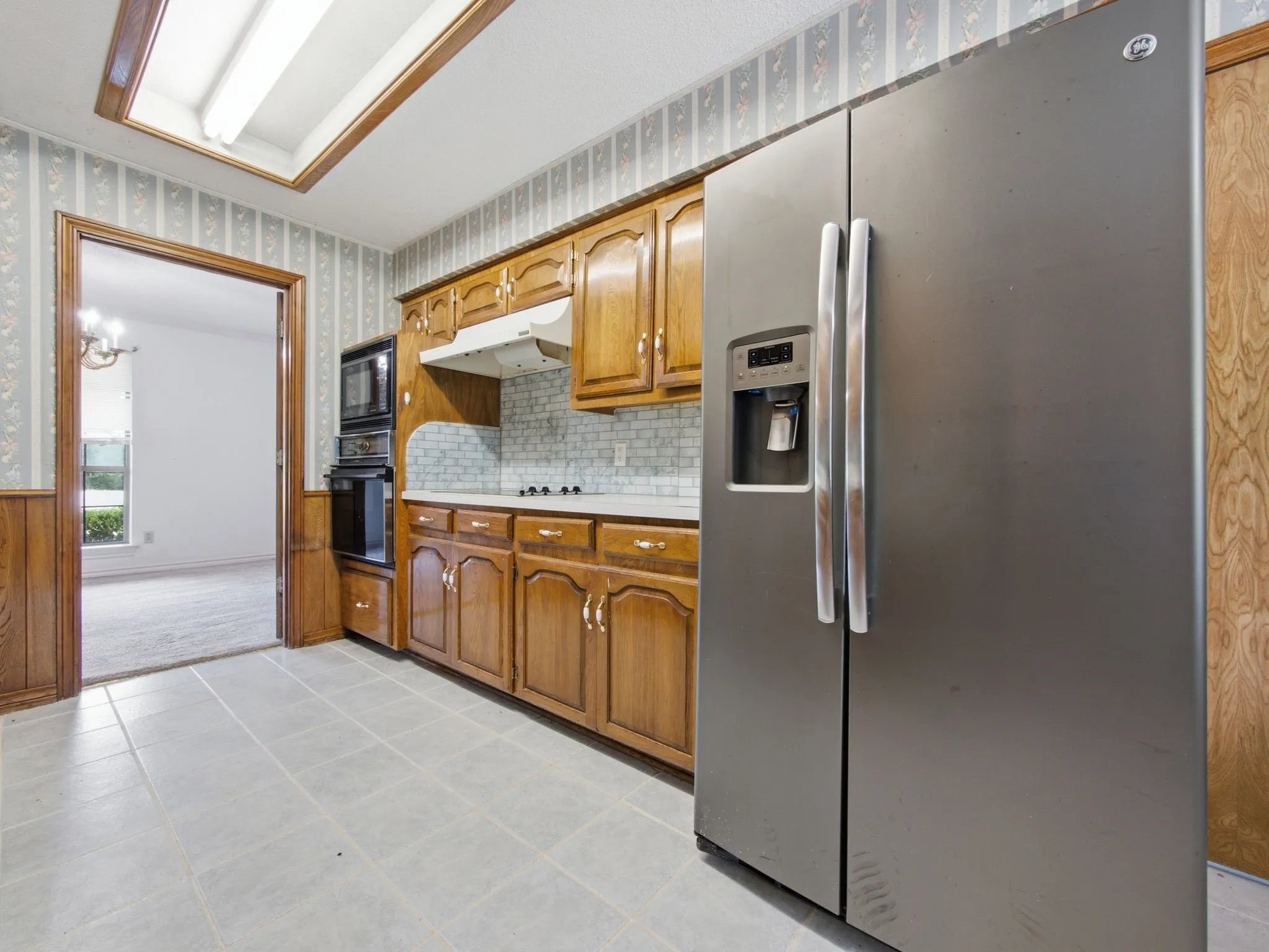 Single Family Residence For Sale in Dallas County , 316 Shadywood Lane, Seagoville, Texas 75159, 3 Bedrooms, 3 Bathrooms, 2 Garage spaces, 1,650 Sqft, built in 1981, Price $550,000, mls#21299617, Real Estate Agent in Seagoville, Homes For Sale in Dallas county, Homes For Sale in Seagoville, Realtor in Seagoville Texas, Real Estate Brokerage Independent Realty Texas, Luminita Cordes Realtor