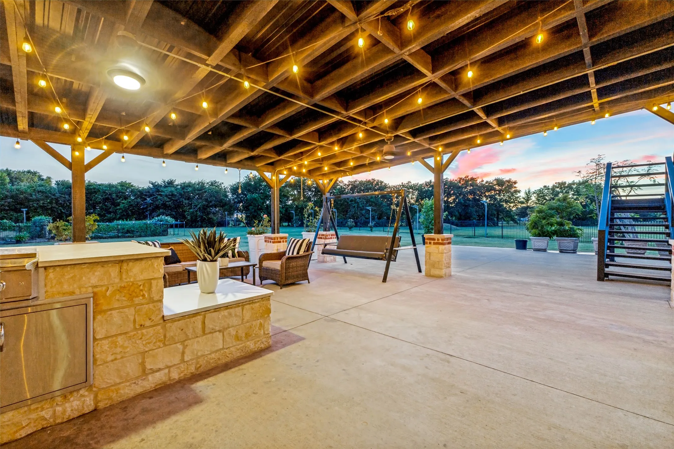 Single Family Residence For Sale in Collin County , 5315 Westfield Drive, Parker, Texas 75002, 5 Bedroom, 6 Bathroom, 3 Garage spaces, 8,093 Sqft, built in 2016, mls#21301814, Real Estate Agent in Parker, Homes For Sale in Collin county, Homes For Sale in Parker, Realtor in Parker Texas, Real Estate Brokerage Independent Realty Texas, Luminita Cordes Realtor