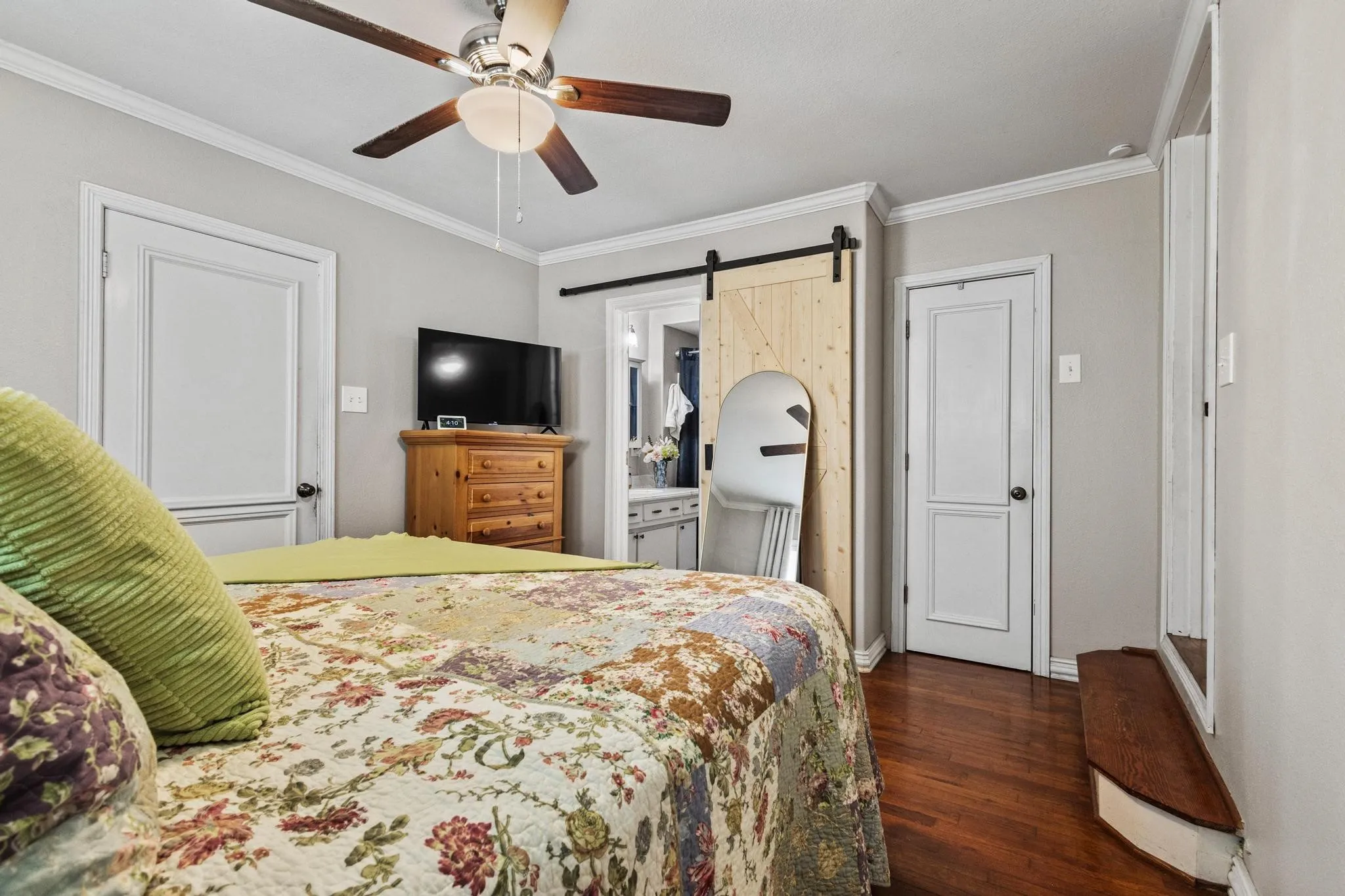 Full sized bathroom is also connected to bedroom with your own closet to make the perfect oasis