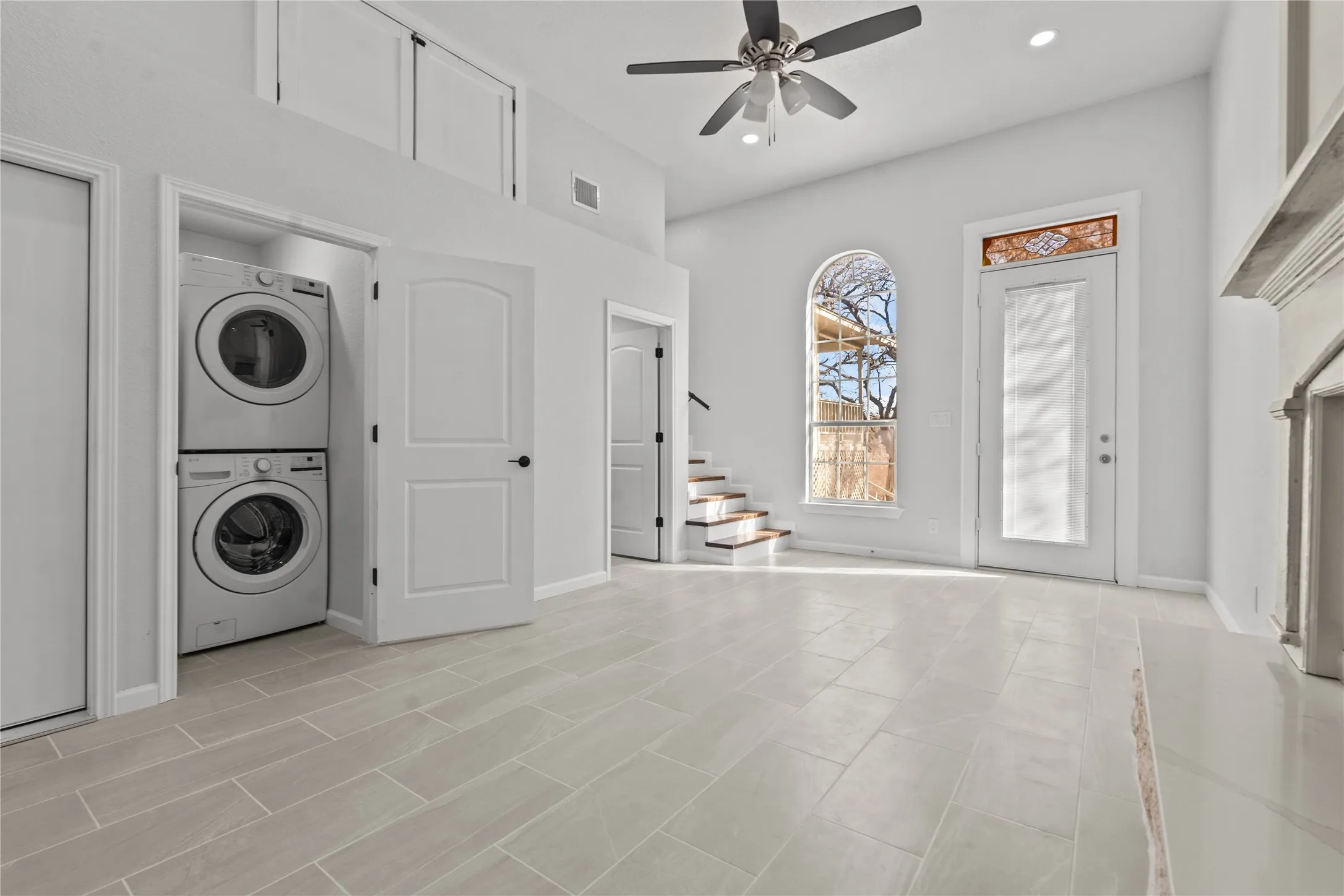Single Family Residence For Rent in Parker County , 1701 E Lake Drive, Weatherford, Texas 76087, 3 Bedroom, 3 Bathroom, 2 Garage spaces, 1,563 Sqft, built in 0, mls#21307878, Real Estate Agent in Weatherford, Homes For Rent in Parker county, Homes For Rent in Weatherford, Realtor in Weatherford Texas, Real Estate Brokerage Independent Realty Texas, Luminita Cordes Realtor
