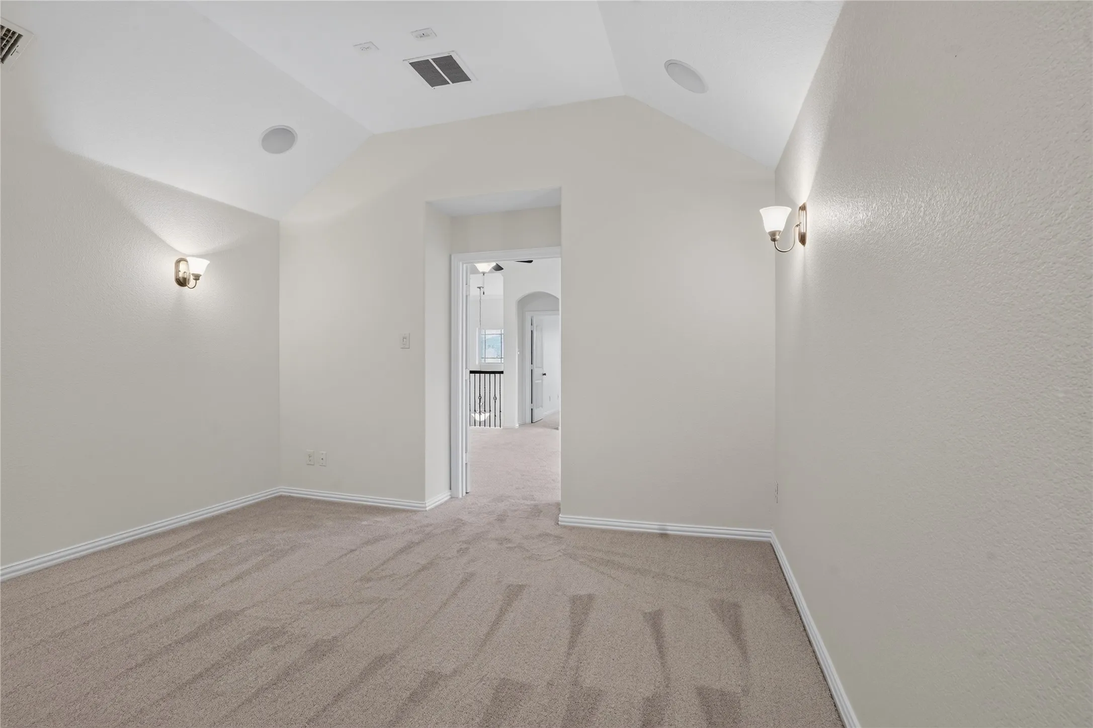 Single Family Residence For Sale in Collin County , 913 Avian Drive, Mc Kinney, Texas 75071, 4 Bedroom, 3 Bathroom, 2 Garage spaces, 3,141 Sqft, built in 2016, mls#21302175, Real Estate Agent in Mc Kinney, Homes For Sale in Collin county, Homes For Sale in Mc Kinney, Realtor in Mc Kinney Texas, Real Estate Brokerage Independent Realty Texas, Luminita Cordes Realtor