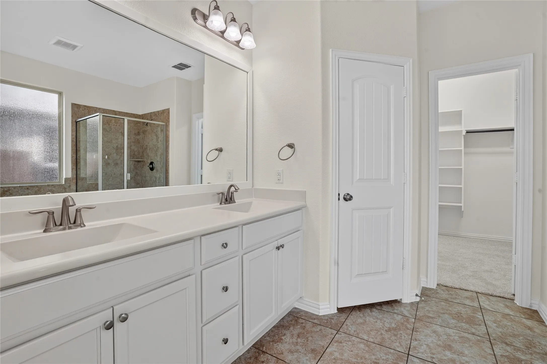 Single Family Residence For Sale in Collin County , 913 Avian Drive, Mc Kinney, Texas 75071, 4 Bedroom, 3 Bathroom, 2 Garage spaces, 3,141 Sqft, built in 2016, mls#21302175, Real Estate Agent in Mc Kinney, Homes For Sale in Collin county, Homes For Sale in Mc Kinney, Realtor in Mc Kinney Texas, Real Estate Brokerage Independent Realty Texas, Luminita Cordes Realtor