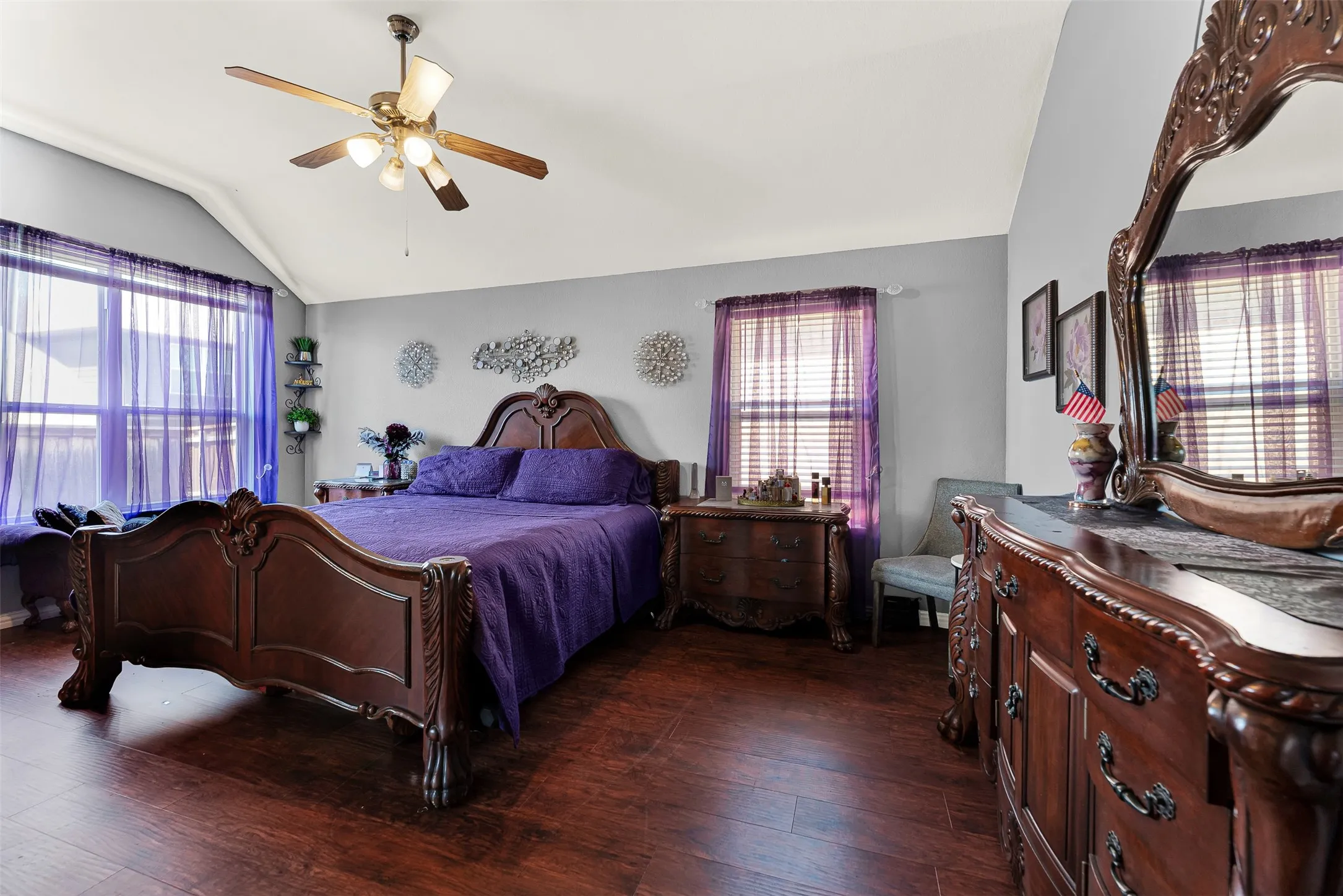 Single Family Residence For Sale in Denton County , 512 Turnstone Drive, Little Elm, Texas 75068, 3 Bedroom, 2 Bathroom, 2 Garage spaces, 2,226 Sqft, built in 2008, mls#21293581, Real Estate Agent in Little Elm, Homes For Sale in Denton county, Homes For Sale in Little Elm, Realtor in Little Elm Texas, Real Estate Brokerage Independent Realty Texas, Luminita Cordes Realtor