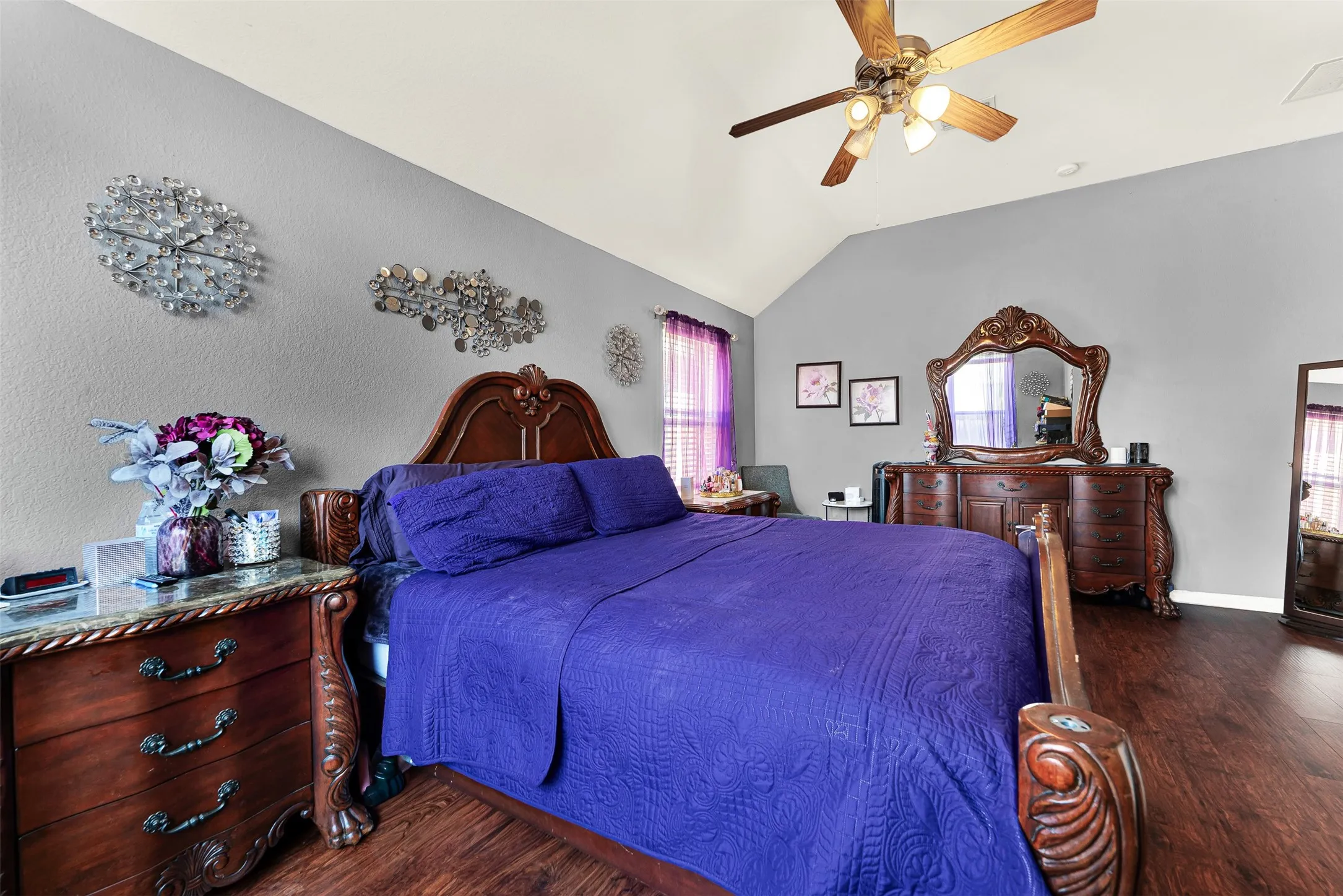 Single Family Residence For Sale in Denton County , 512 Turnstone Drive, Little Elm, Texas 75068, 3 Bedroom, 2 Bathroom, 2 Garage spaces, 2,226 Sqft, built in 2008, mls#21293581, Real Estate Agent in Little Elm, Homes For Sale in Denton county, Homes For Sale in Little Elm, Realtor in Little Elm Texas, Real Estate Brokerage Independent Realty Texas, Luminita Cordes Realtor