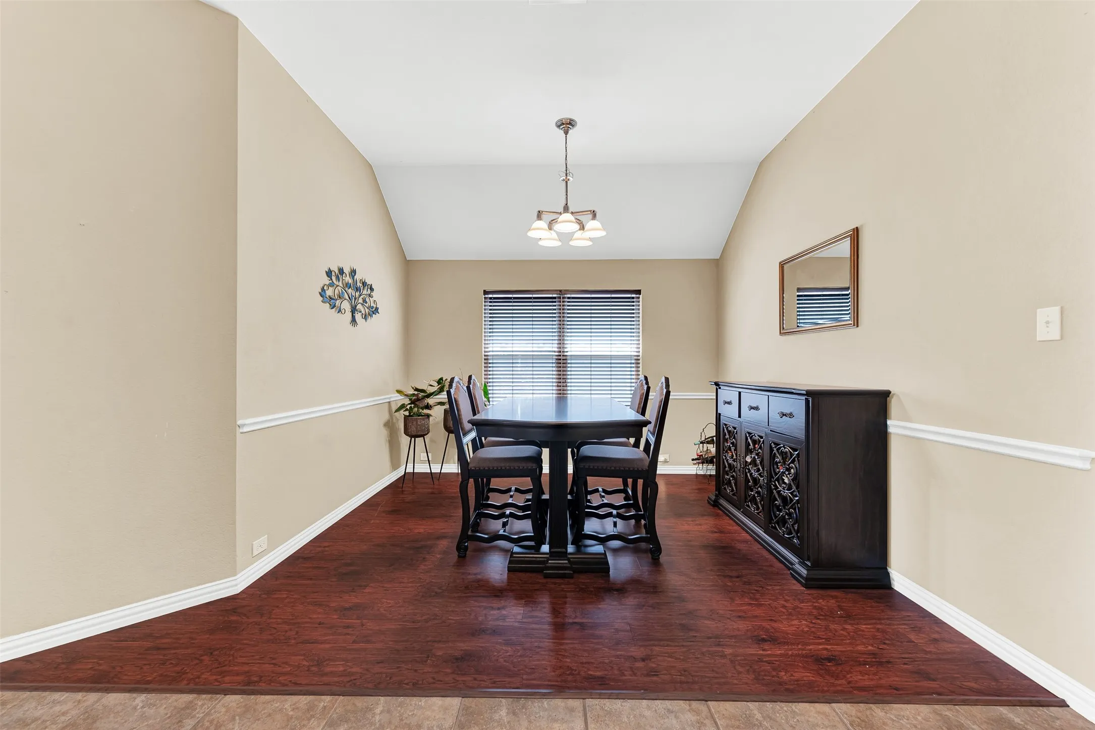 Single Family Residence For Sale in Denton County , 512 Turnstone Drive, Little Elm, Texas 75068, 3 Bedroom, 2 Bathroom, 2 Garage spaces, 2,226 Sqft, built in 2008, mls#21293581, Real Estate Agent in Little Elm, Homes For Sale in Denton county, Homes For Sale in Little Elm, Realtor in Little Elm Texas, Real Estate Brokerage Independent Realty Texas, Luminita Cordes Realtor