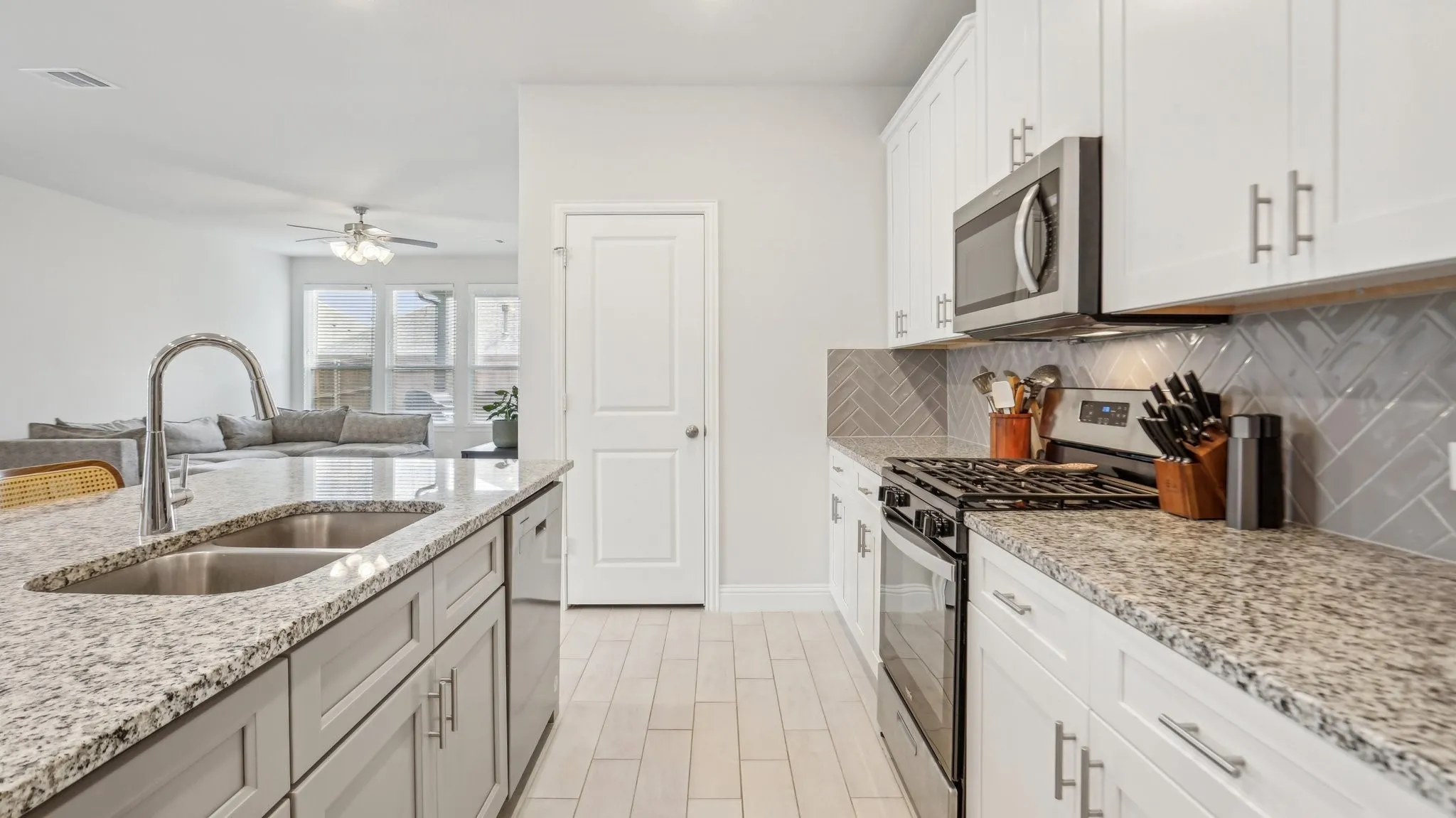 Single Family Residence For Sale in Collin County , 416 Boot Strap Place, Weston, Texas 75009, 4 Bedroom, 3 Bathroom, 2 Garage spaces, 2,259 Sqft, built in 2024, mls#21304744, Real Estate Agent in Weston, Homes For Sale in Collin county, Homes For Sale in Weston, Realtor in Weston Texas, Real Estate Brokerage Independent Realty Texas, Luminita Cordes Realtor