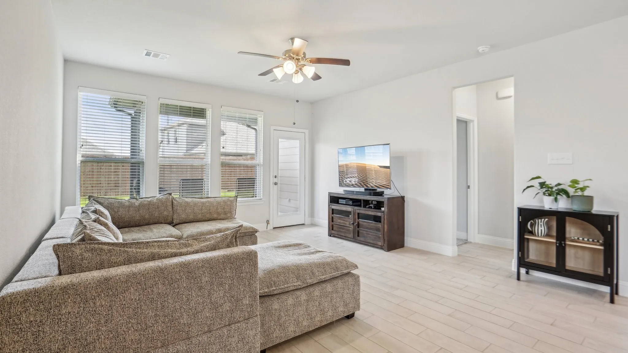 Single Family Residence For Sale in Collin County , 416 Boot Strap Place, Weston, Texas 75009, 4 Bedroom, 3 Bathroom, 2 Garage spaces, 2,259 Sqft, built in 2024, mls#21304744, Real Estate Agent in Weston, Homes For Sale in Collin county, Homes For Sale in Weston, Realtor in Weston Texas, Real Estate Brokerage Independent Realty Texas, Luminita Cordes Realtor