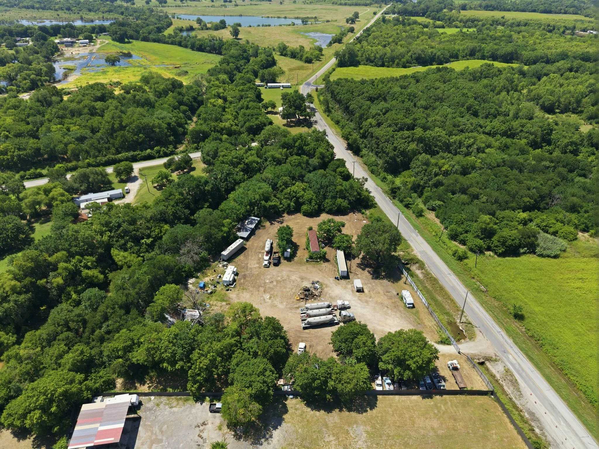Retail For Sale in Dallas County , 3212 Bilindsay Road, Combine, Texas 75159, 0, 0, Garage spaces, 0 Sqft, built in 1940, mls#21299603, Real Estate Agent in Combine, Homes For Sale in Dallas county, Homes For Sale in Combine, Realtor in Combine Texas, Real Estate Brokerage Independent Realty Texas, Luminita Cordes Realtor