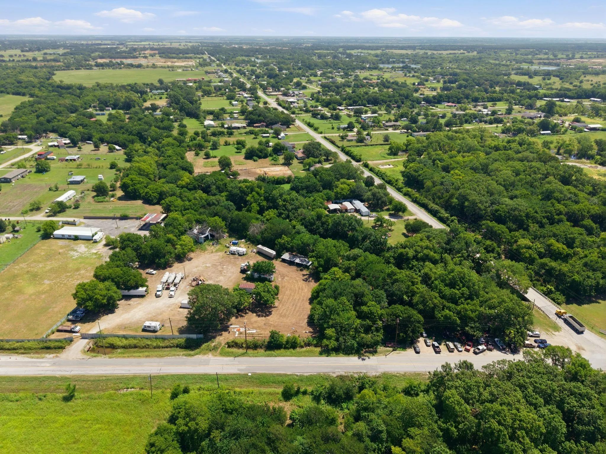 Retail For Sale in Dallas County , 3212 Bilindsay Road, Combine, Texas 75159, 0, 0, Garage spaces, 0 Sqft, built in 1940, mls#21299603, Real Estate Agent in Combine, Homes For Sale in Dallas county, Homes For Sale in Combine, Realtor in Combine Texas, Real Estate Brokerage Independent Realty Texas, Luminita Cordes Realtor