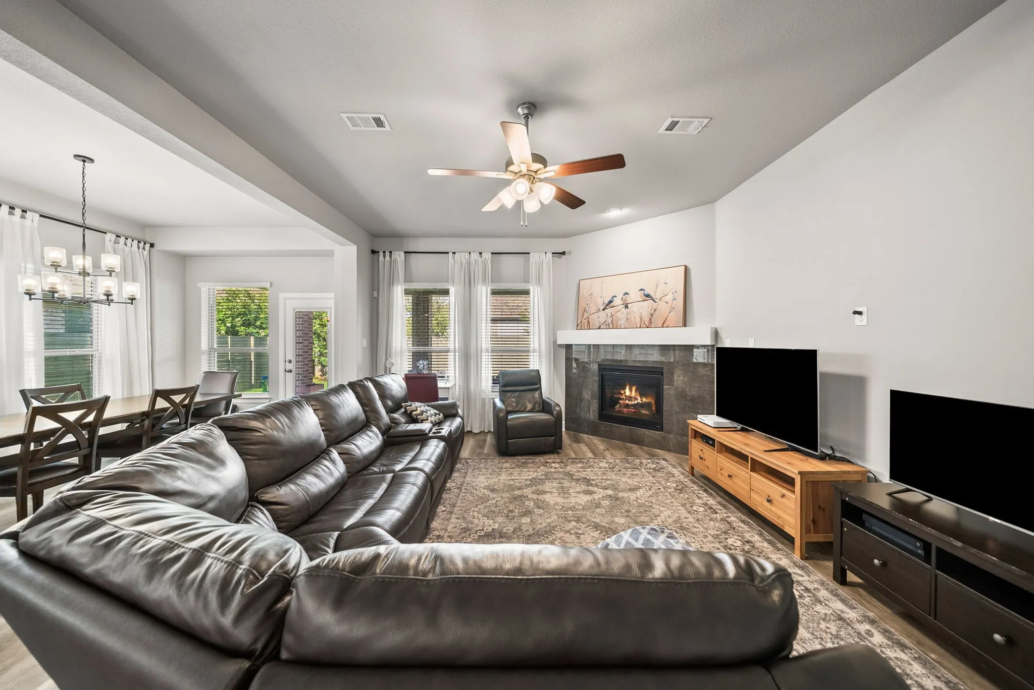 Single Family Residence For Rent in Denton County , 1604 Moss Trail Court, Argyle, Texas 76226, 5 Bedroom, 4 Bathroom, 2 Garage spaces, 3,559 Sqft, built in 2020, mls#21305957, Real Estate Agent in Argyle, Homes For Rent in Denton county, Homes For Rent in Argyle, Realtor in Argyle Texas, Real Estate Brokerage Independent Realty Texas, Luminita Cordes Realtor