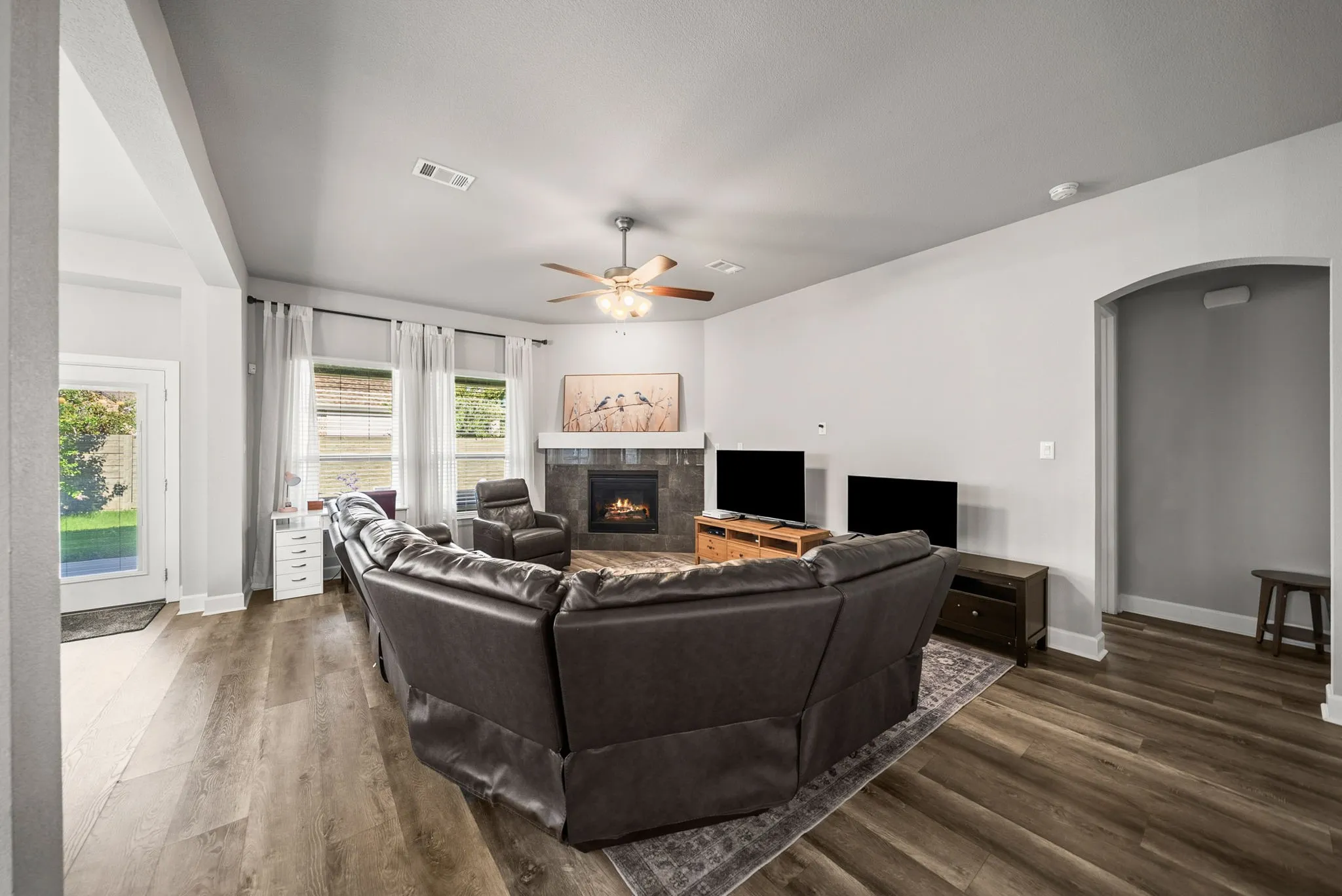 Single Family Residence For Rent in Denton County , 1604 Moss Trail Court, Argyle, Texas 76226, 5 Bedroom, 4 Bathroom, 2 Garage spaces, 3,559 Sqft, built in 2020, mls#21305957, Real Estate Agent in Argyle, Homes For Rent in Denton county, Homes For Rent in Argyle, Realtor in Argyle Texas, Real Estate Brokerage Independent Realty Texas, Luminita Cordes Realtor