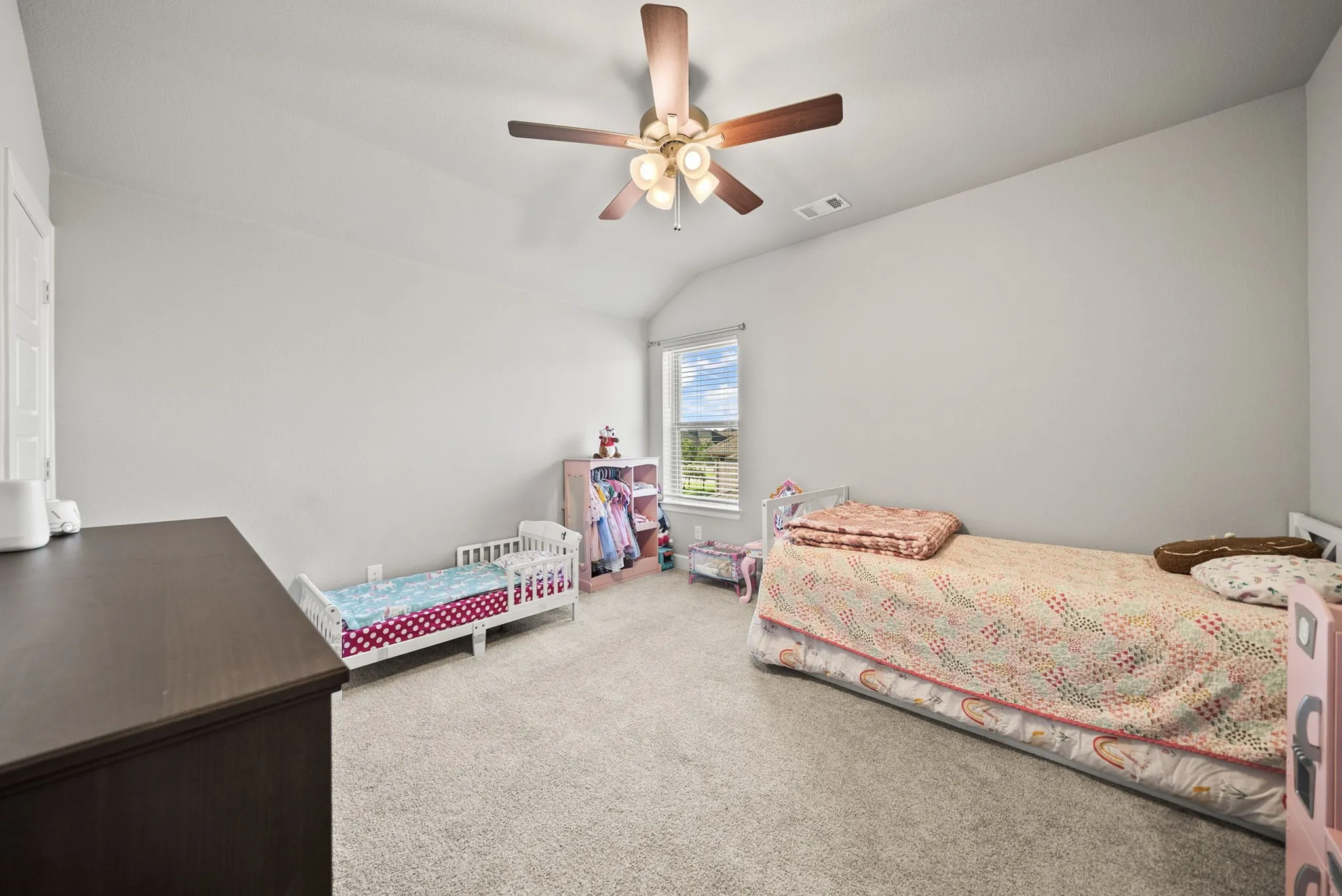Single Family Residence For Rent in Denton County , 1604 Moss Trail Court, Argyle, Texas 76226, 5 Bedroom, 4 Bathroom, 2 Garage spaces, 3,559 Sqft, built in 2020, mls#21305957, Real Estate Agent in Argyle, Homes For Rent in Denton county, Homes For Rent in Argyle, Realtor in Argyle Texas, Real Estate Brokerage Independent Realty Texas, Luminita Cordes Realtor