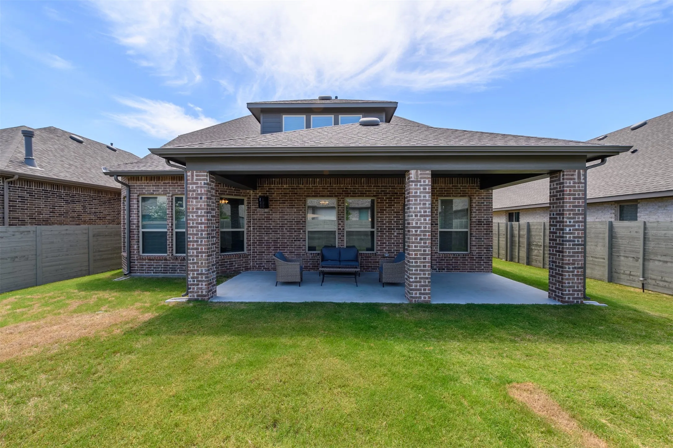 Single Family Residence For Rent in Denton County , 1604 Moss Trail Court, Argyle, Texas 76226, 5 Bedroom, 4 Bathroom, 2 Garage spaces, 3,559 Sqft, built in 2020, mls#21305957, Real Estate Agent in Argyle, Homes For Rent in Denton county, Homes For Rent in Argyle, Realtor in Argyle Texas, Real Estate Brokerage Independent Realty Texas, Luminita Cordes Realtor
