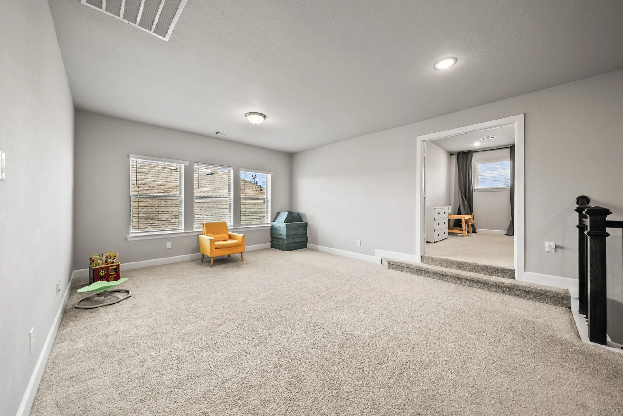 Single Family Residence For Rent in Denton County , 1604 Moss Trail Court, Argyle, Texas 76226, 5 Bedroom, 4 Bathroom, 2 Garage spaces, 3,559 Sqft, built in 2020, mls#21305957, Real Estate Agent in Argyle, Homes For Rent in Denton county, Homes For Rent in Argyle, Realtor in Argyle Texas, Real Estate Brokerage Independent Realty Texas, Luminita Cordes Realtor