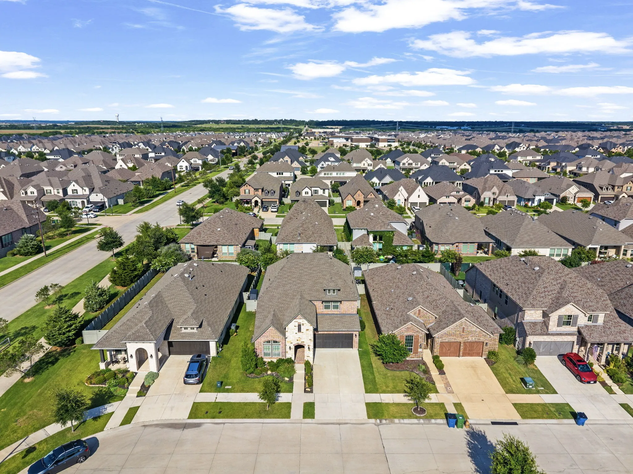 Single Family Residence For Rent in Denton County , 1604 Moss Trail Court, Argyle, Texas 76226, 5 Bedroom, 4 Bathroom, 2 Garage spaces, 3,559 Sqft, built in 2020, mls#21305957, Real Estate Agent in Argyle, Homes For Rent in Denton county, Homes For Rent in Argyle, Realtor in Argyle Texas, Real Estate Brokerage Independent Realty Texas, Luminita Cordes Realtor